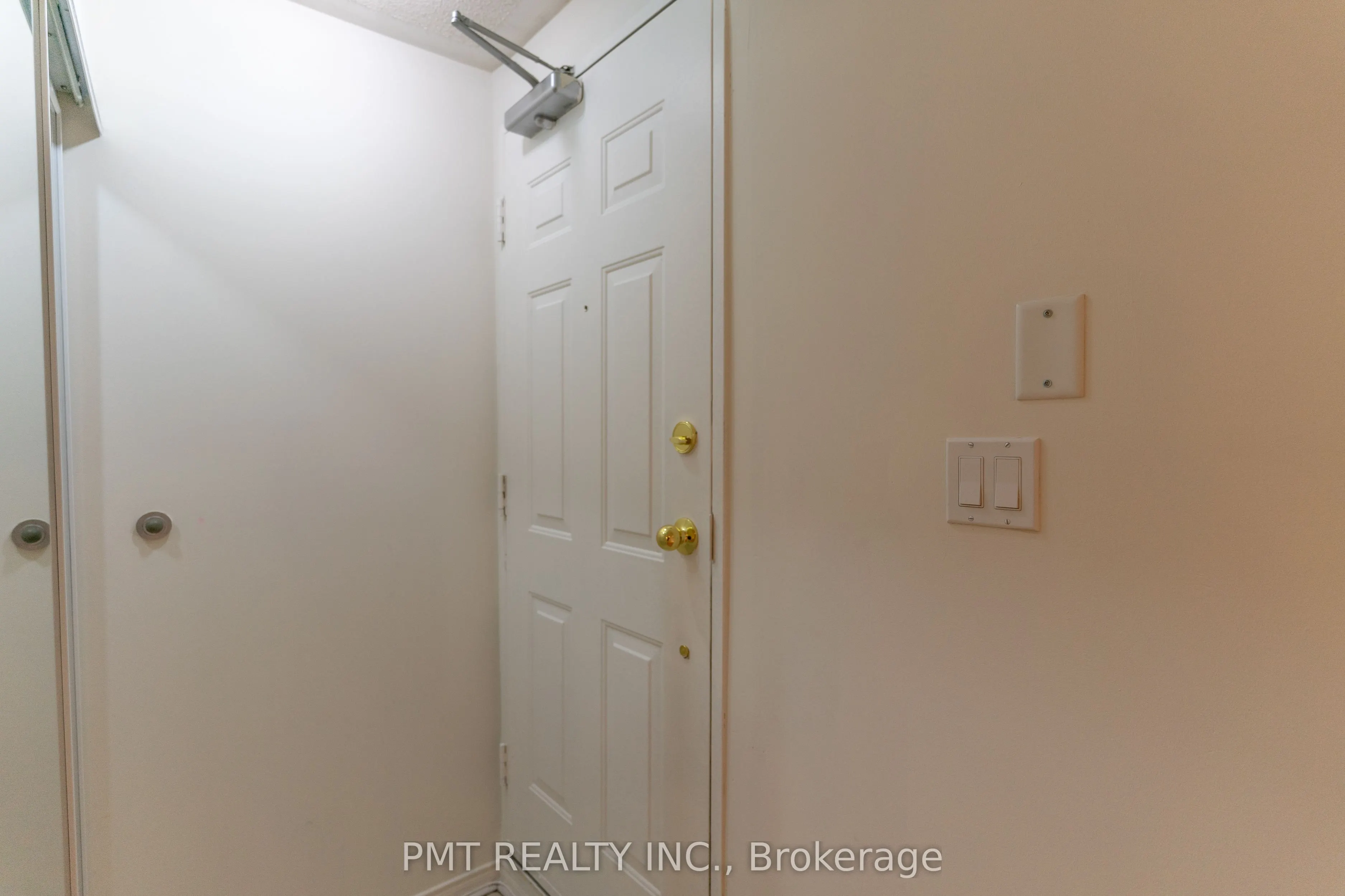 316 John Street, #126