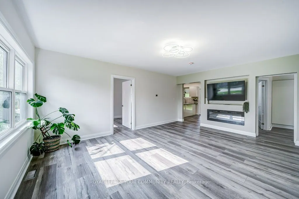 836 Montsell Avenue