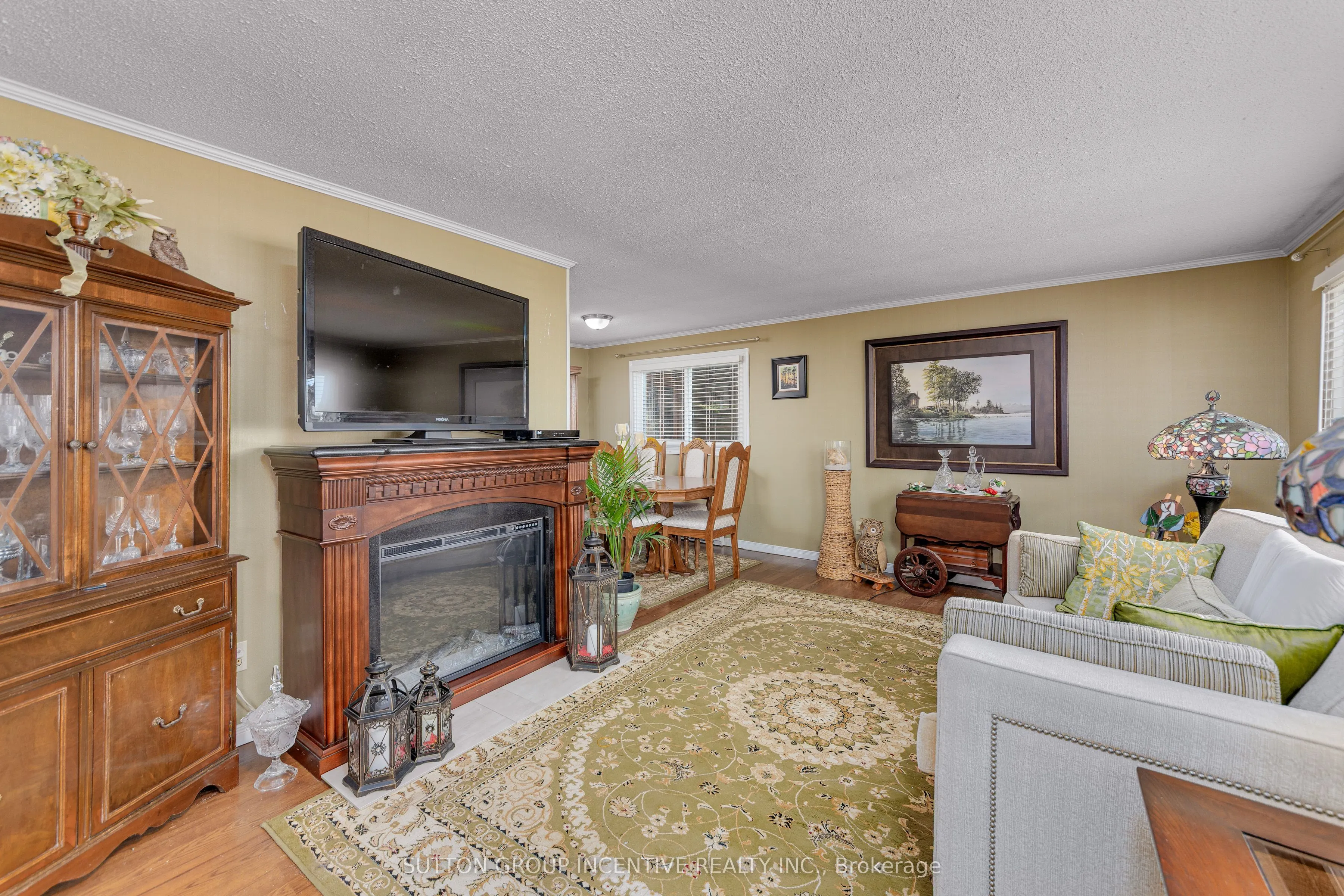 17 Weeping Willow Drive