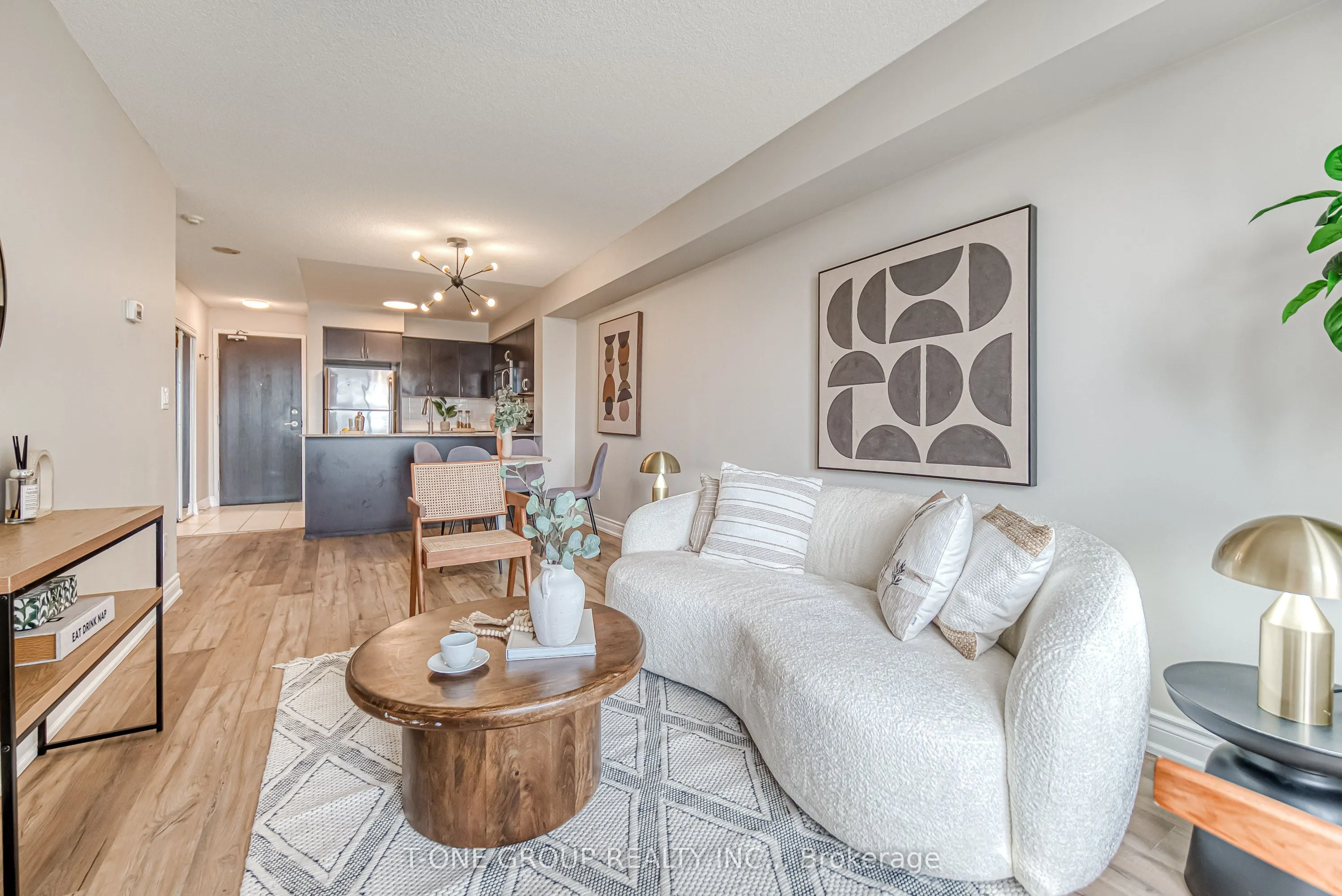 75 King William Crescent, #909