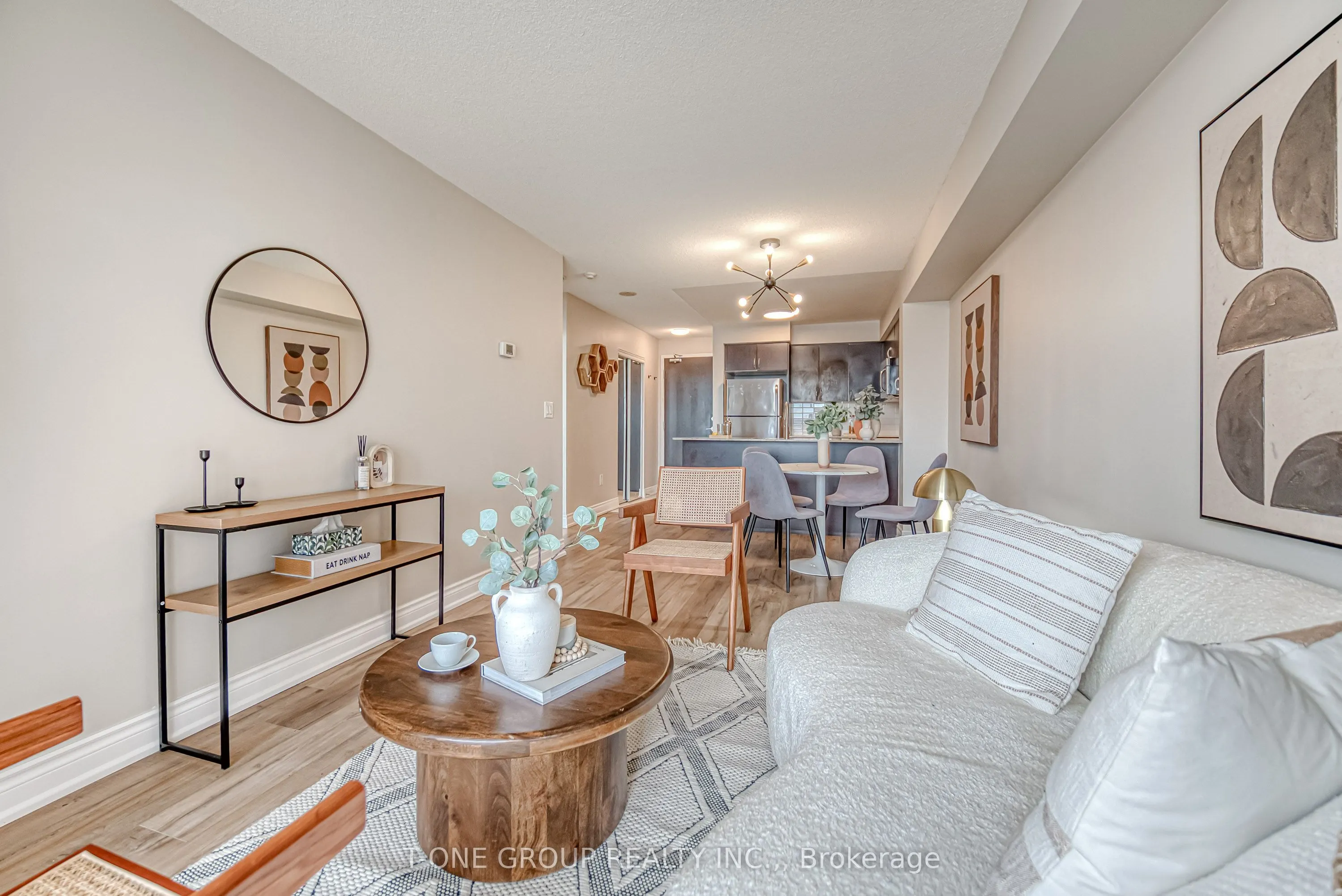 75 King William Crescent, #909