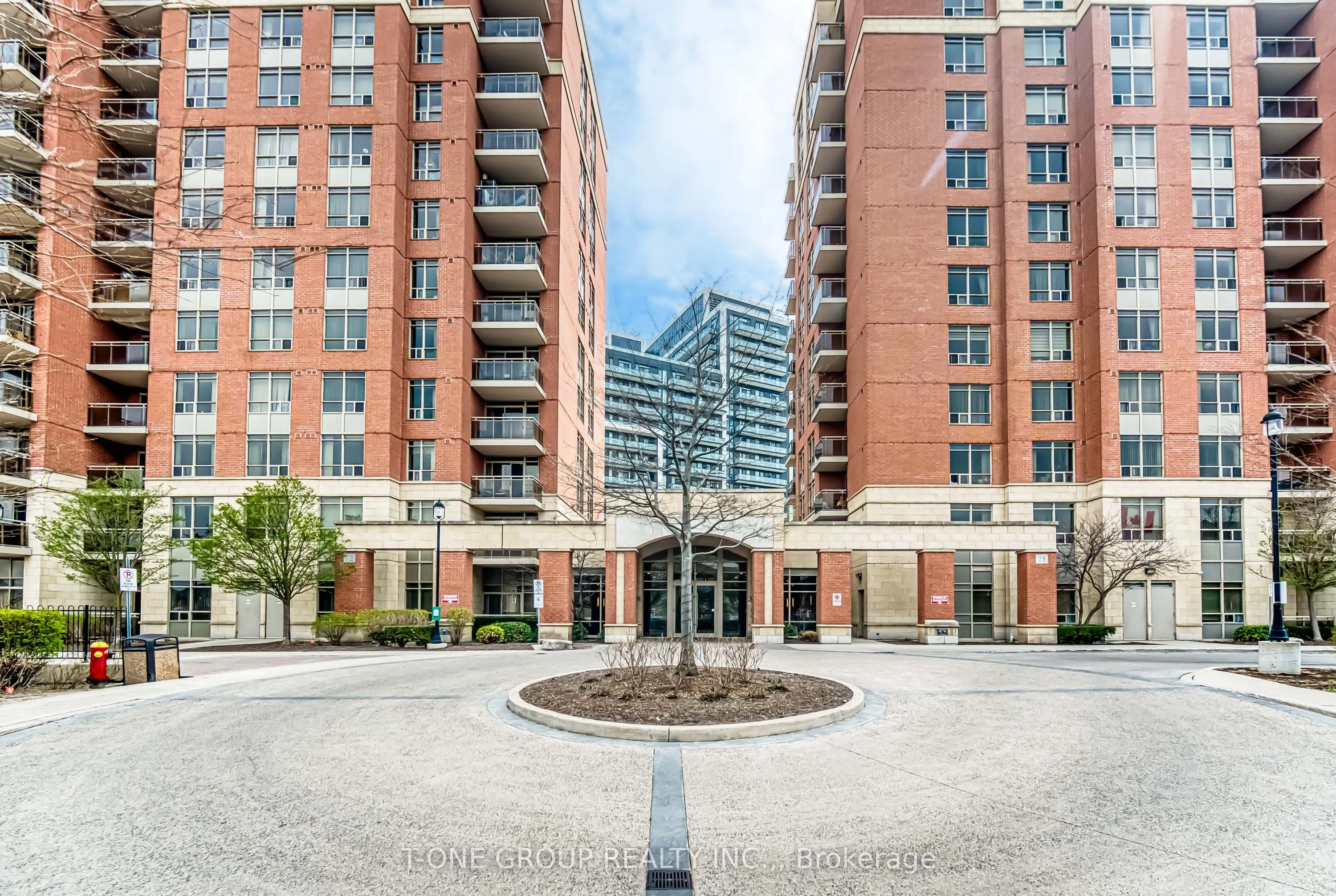 75 King William Crescent, #909