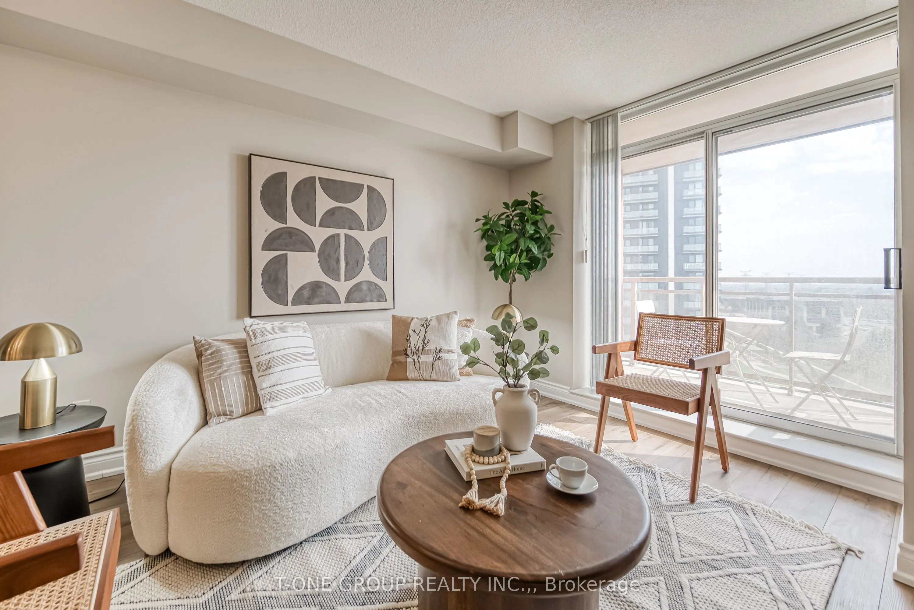 75 King William Crescent, #909