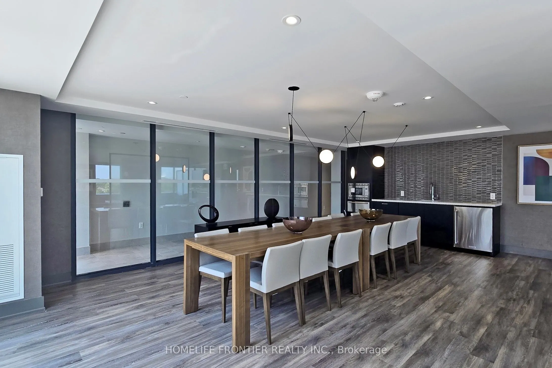 185 Deerfield Road, #220
