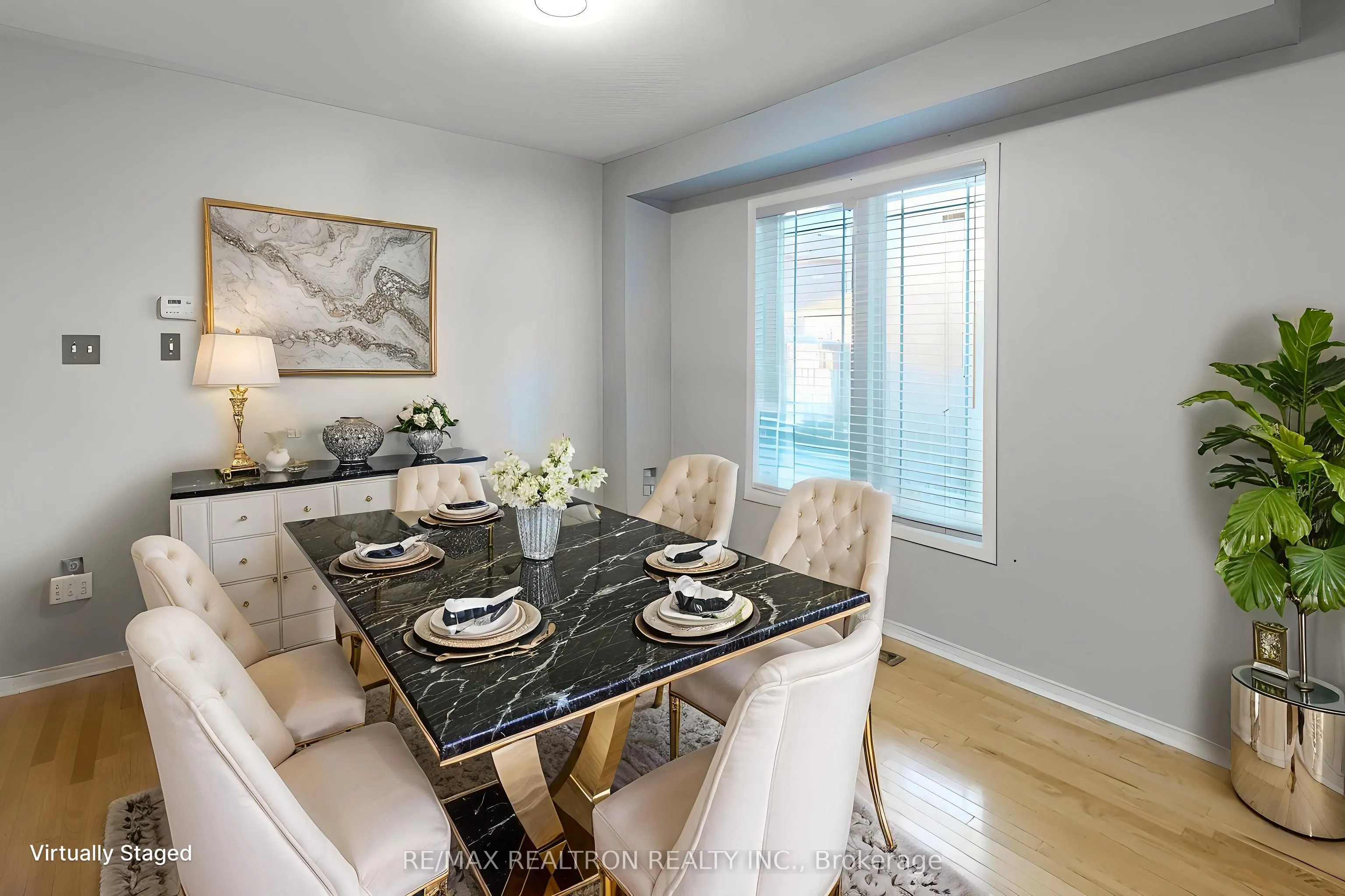 4 Kalmar Crescent