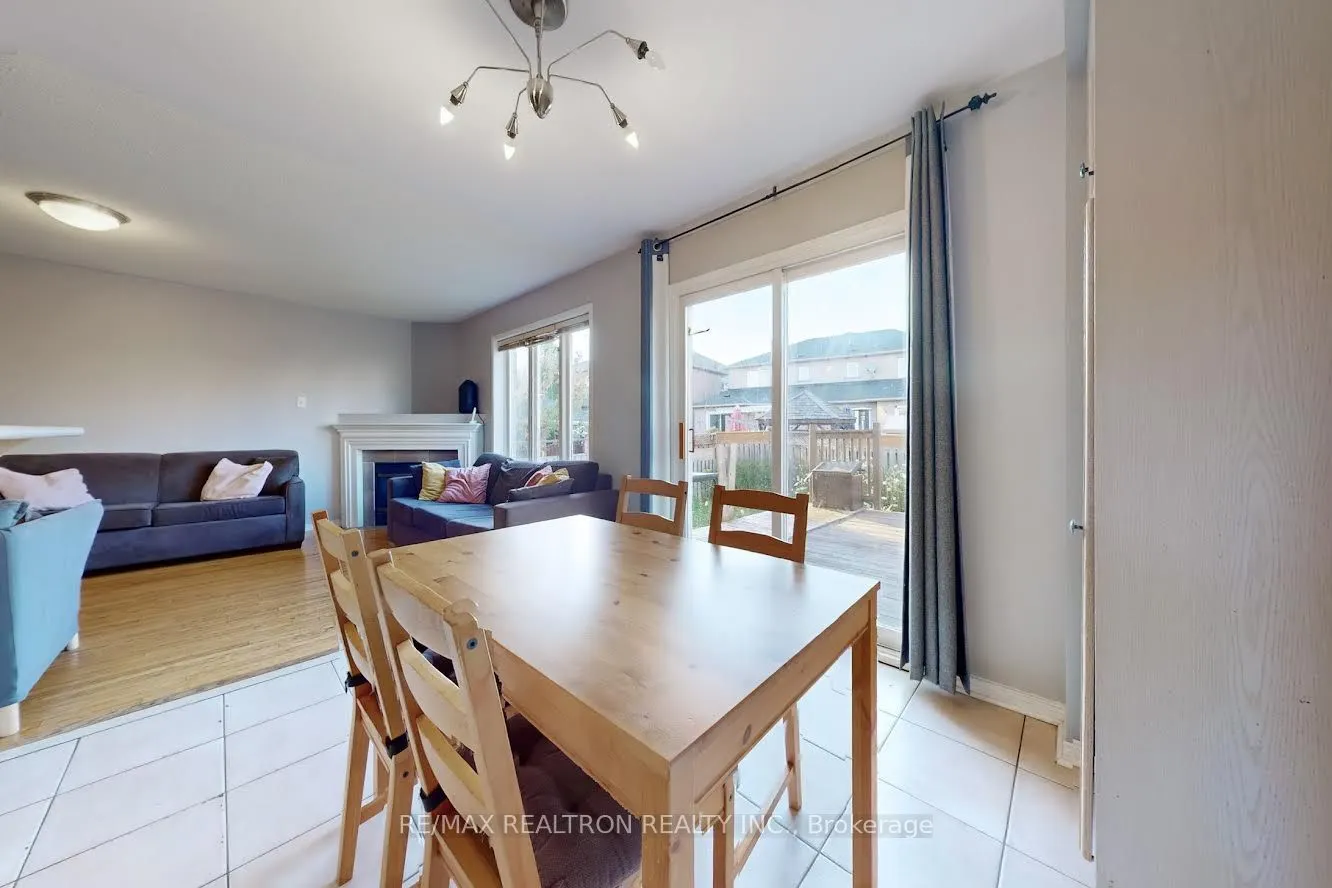4 Kalmar Crescent