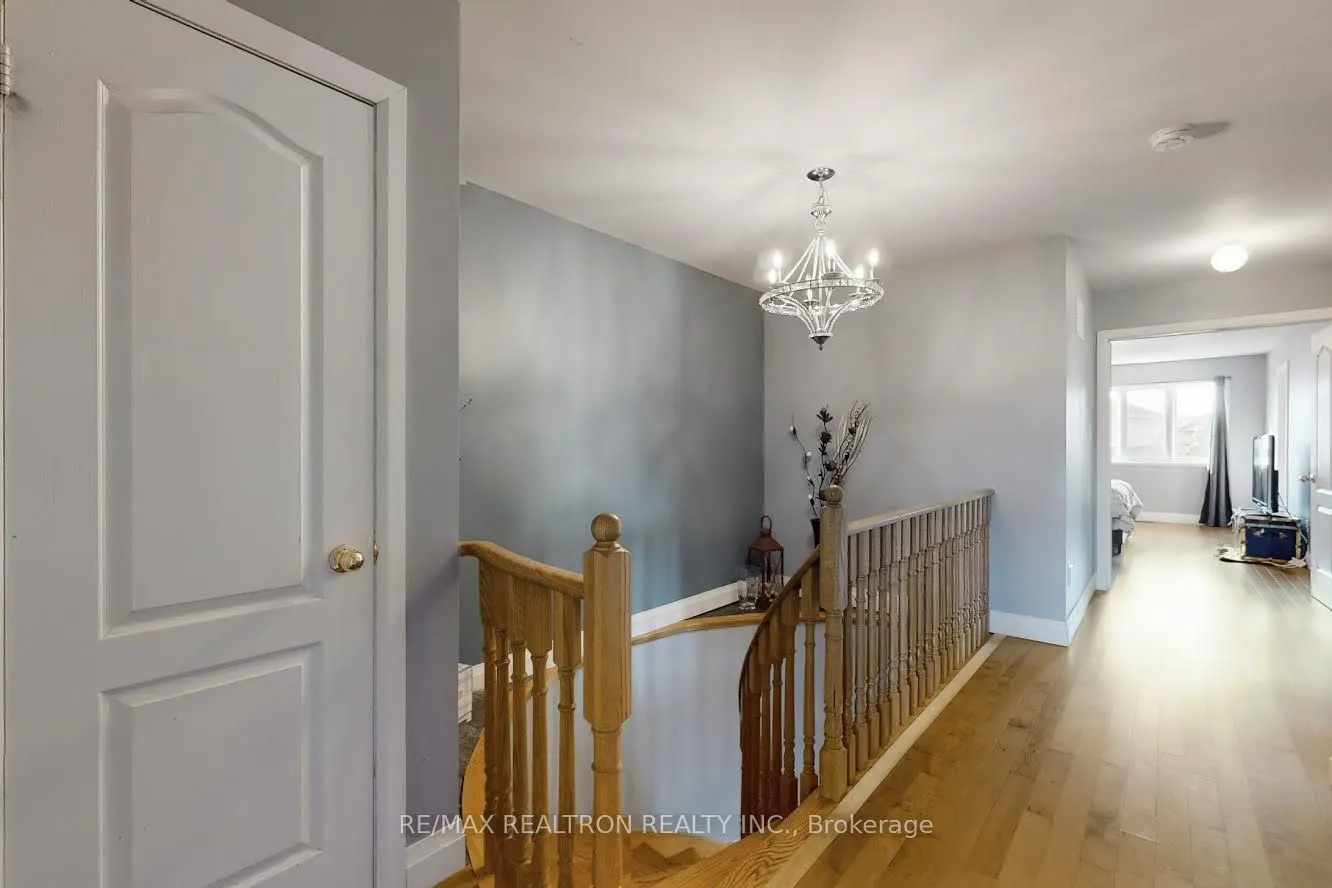 4 Kalmar Crescent