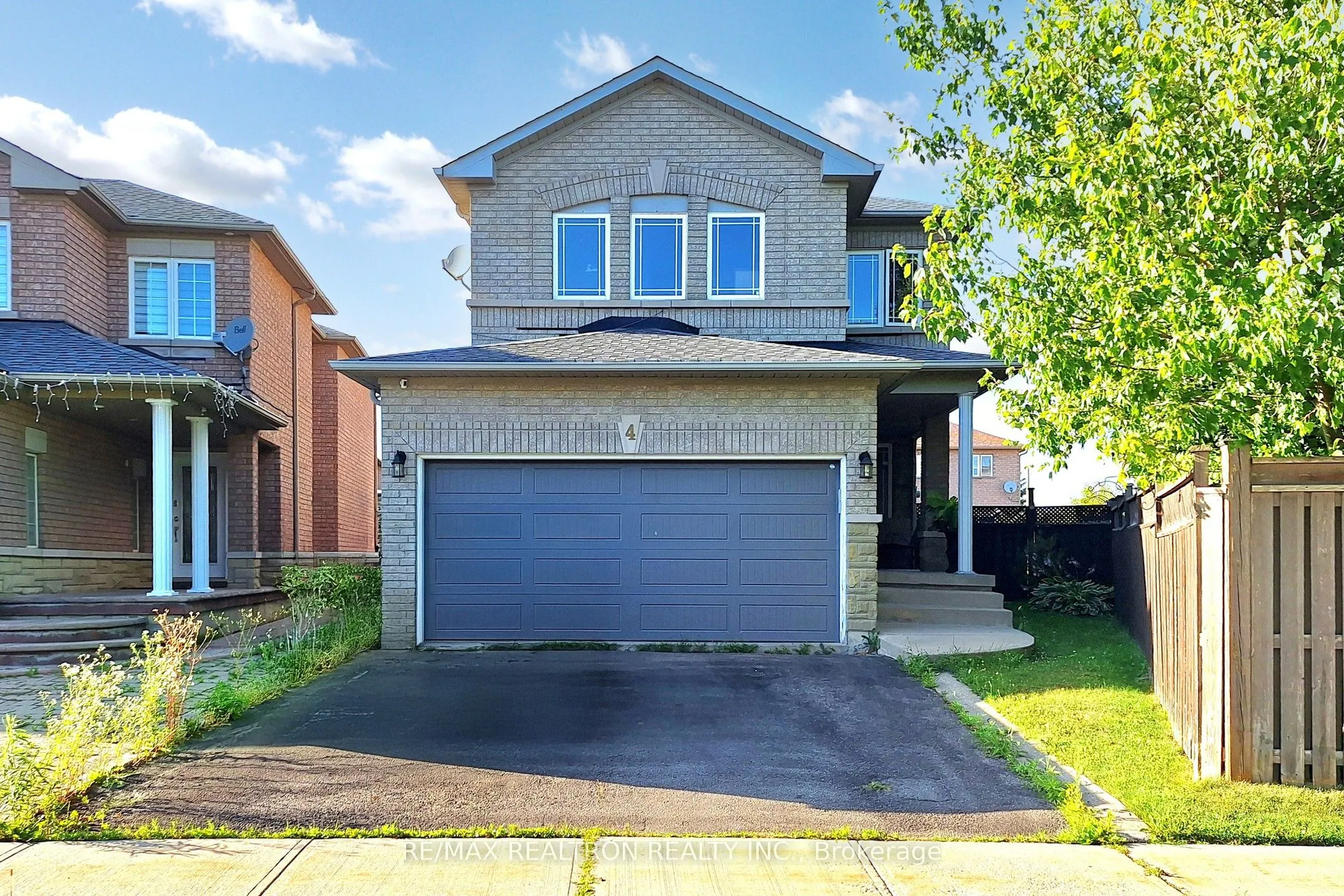 4 Kalmar Crescent