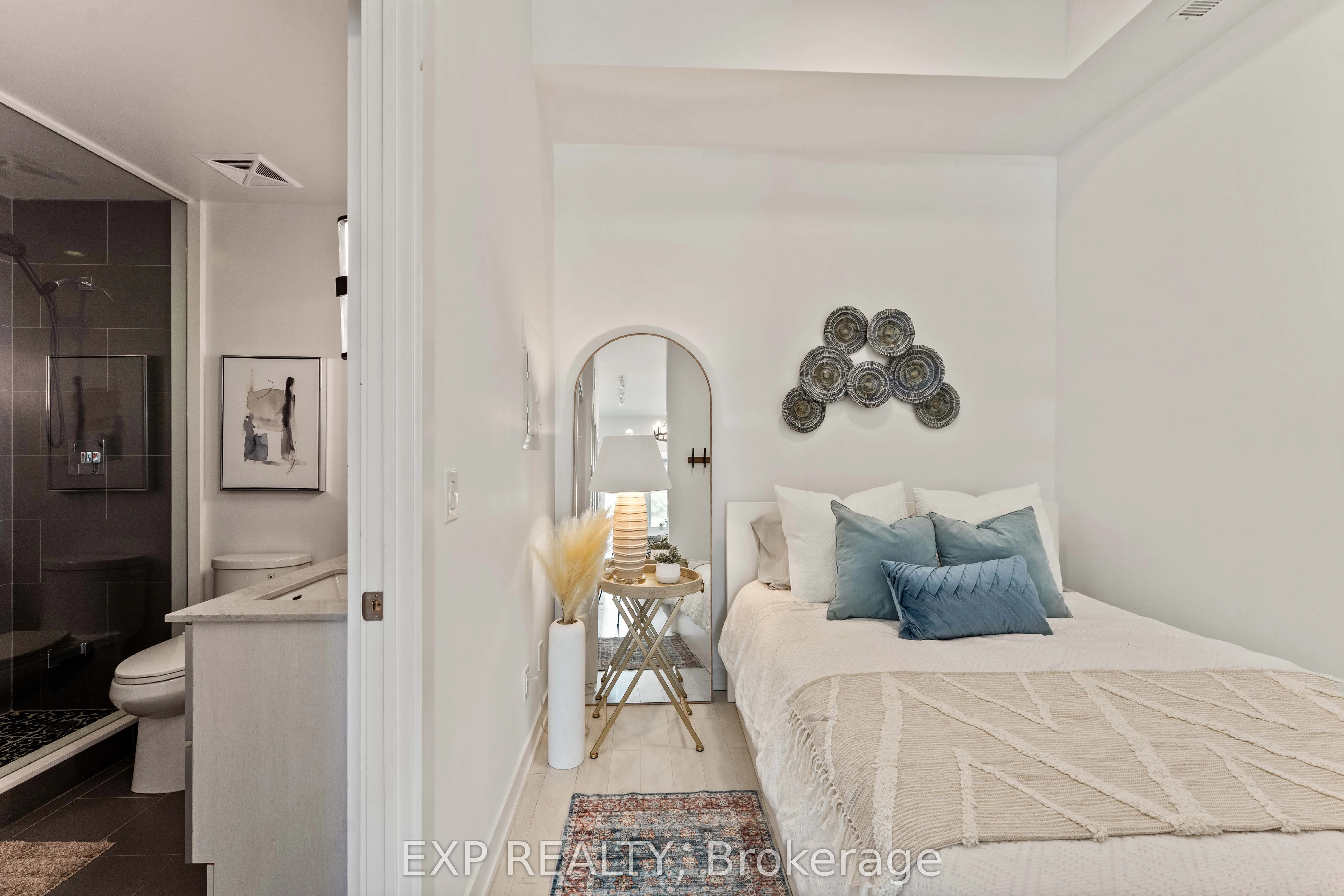 247 Broward Way, #31