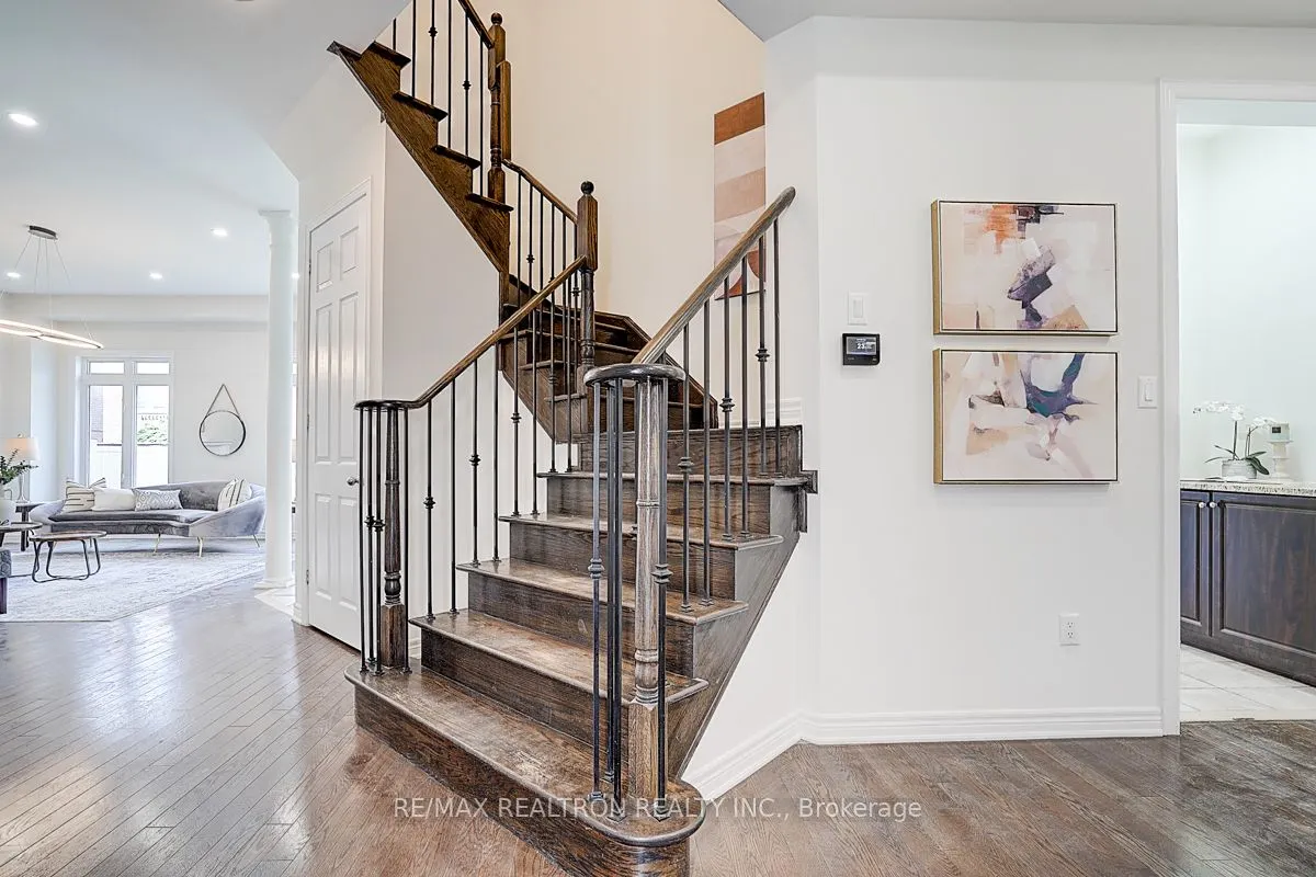 24 Valmont Avenue