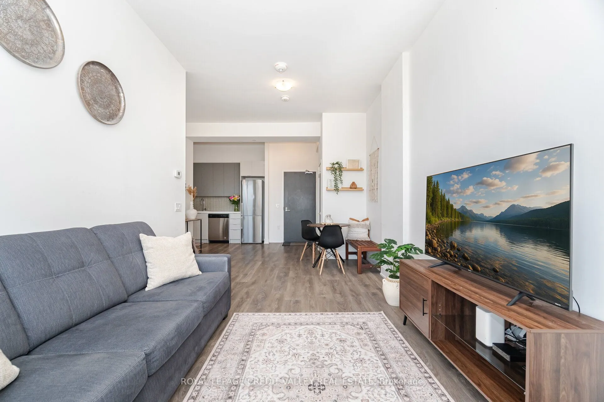 2908 Highway 7 Road, #211