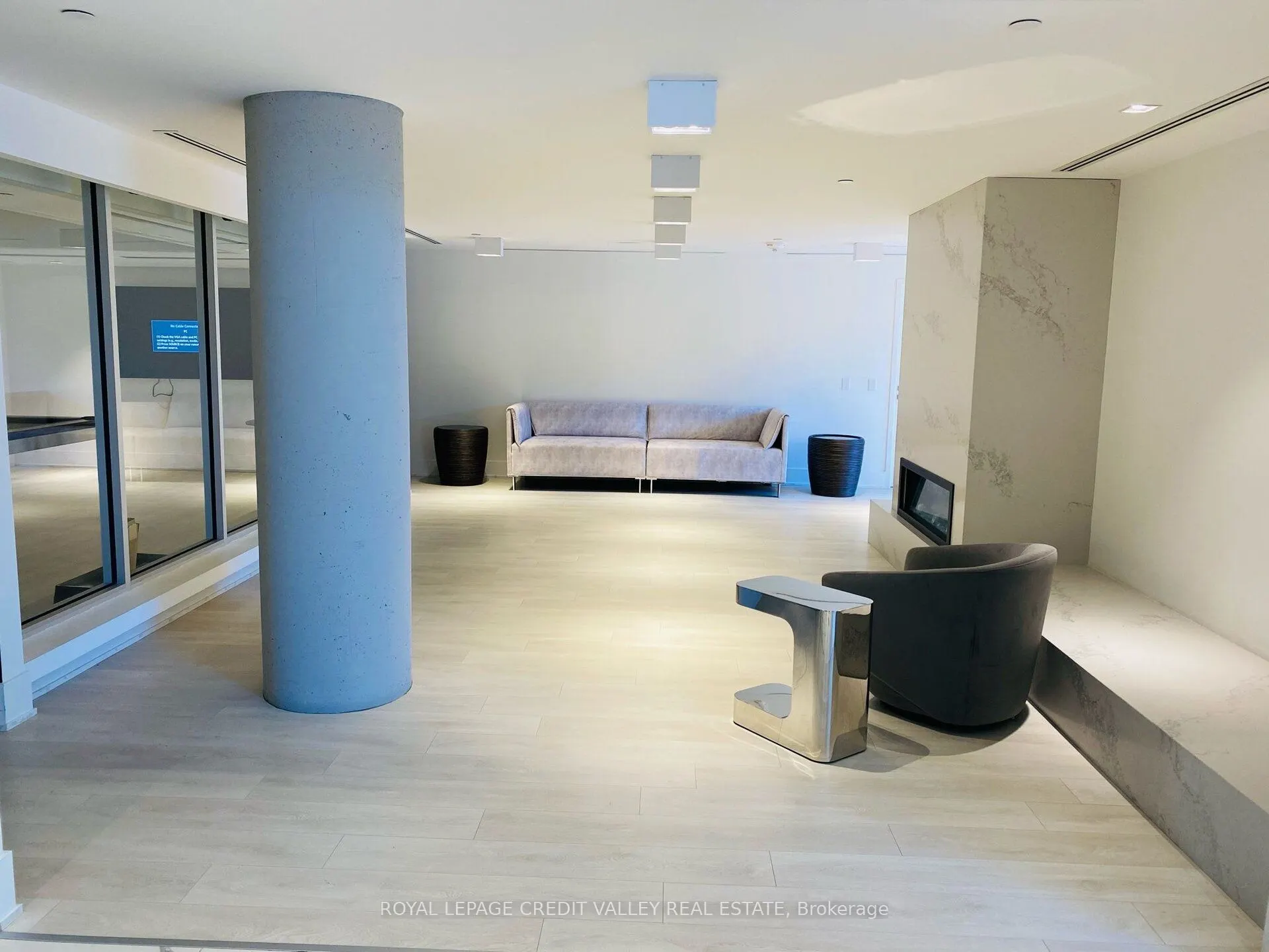 2908 Highway 7 Road, #211