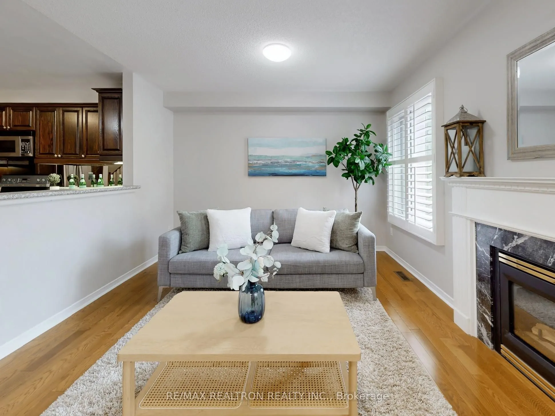 8 Coburg Crescent