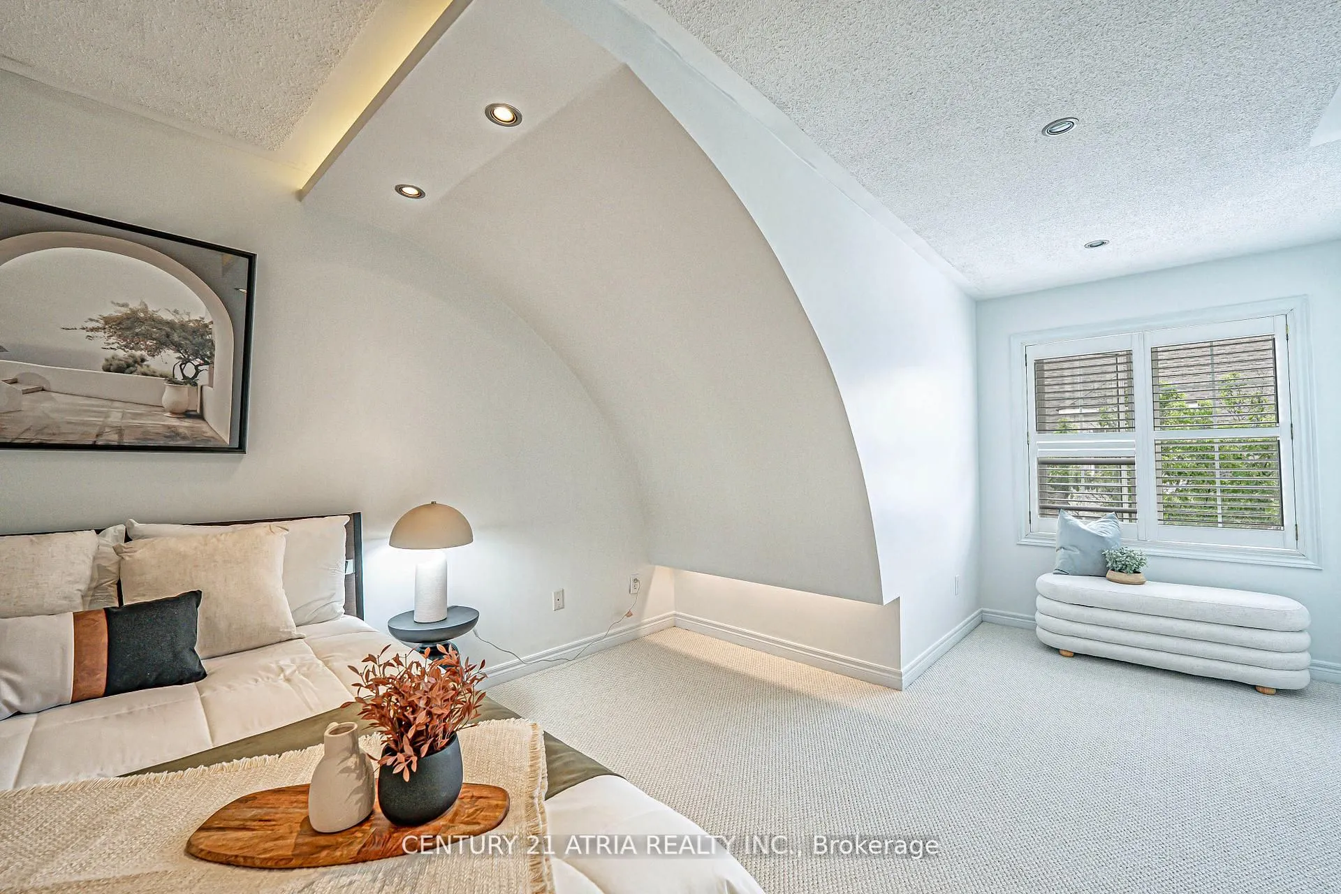 23 Observatory Lane, #91