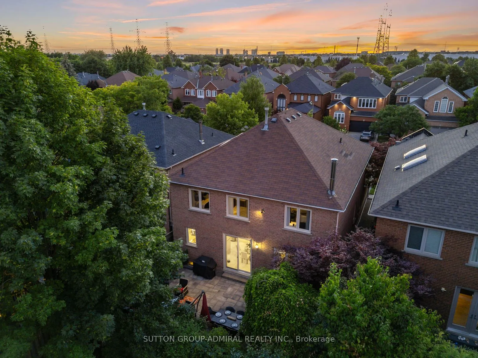 88 Ventura Way