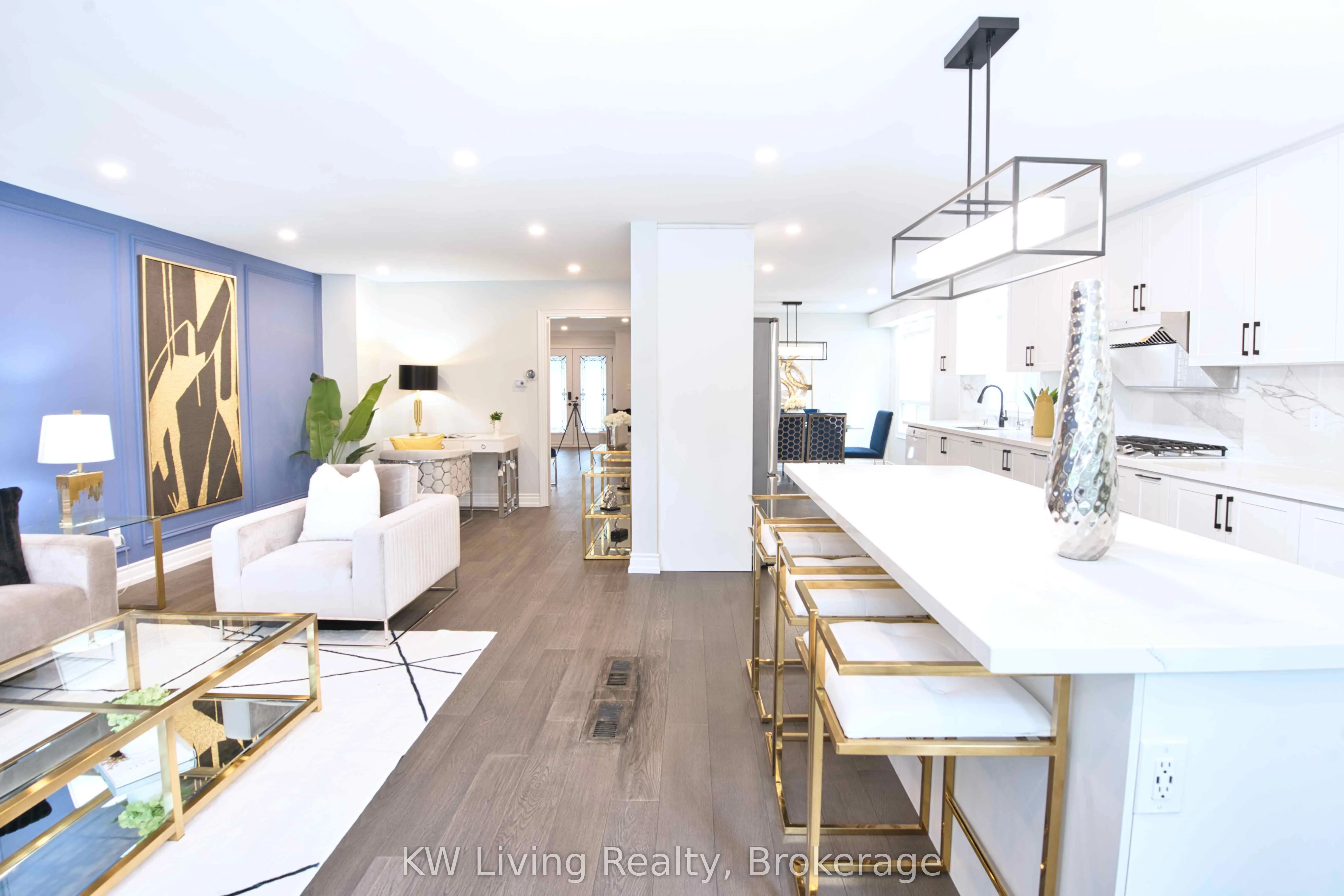 27 Sunbird Boulevard