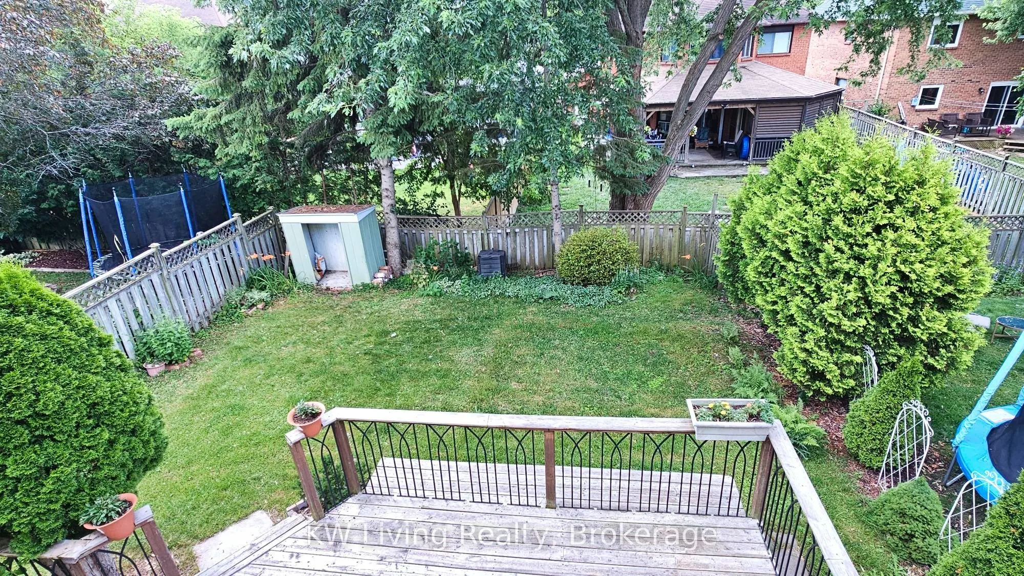27 Sunbird Boulevard