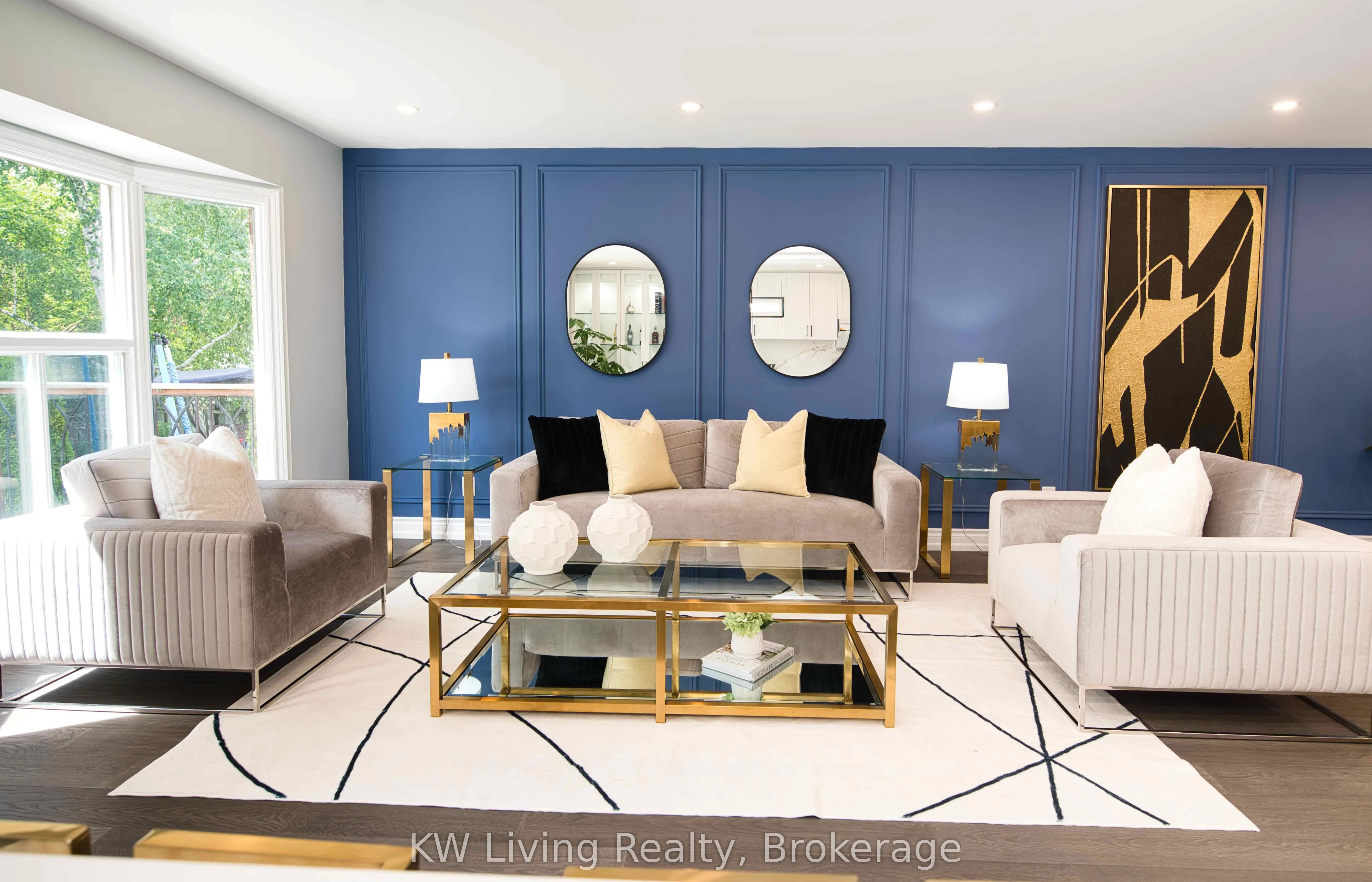 27 Sunbird Boulevard