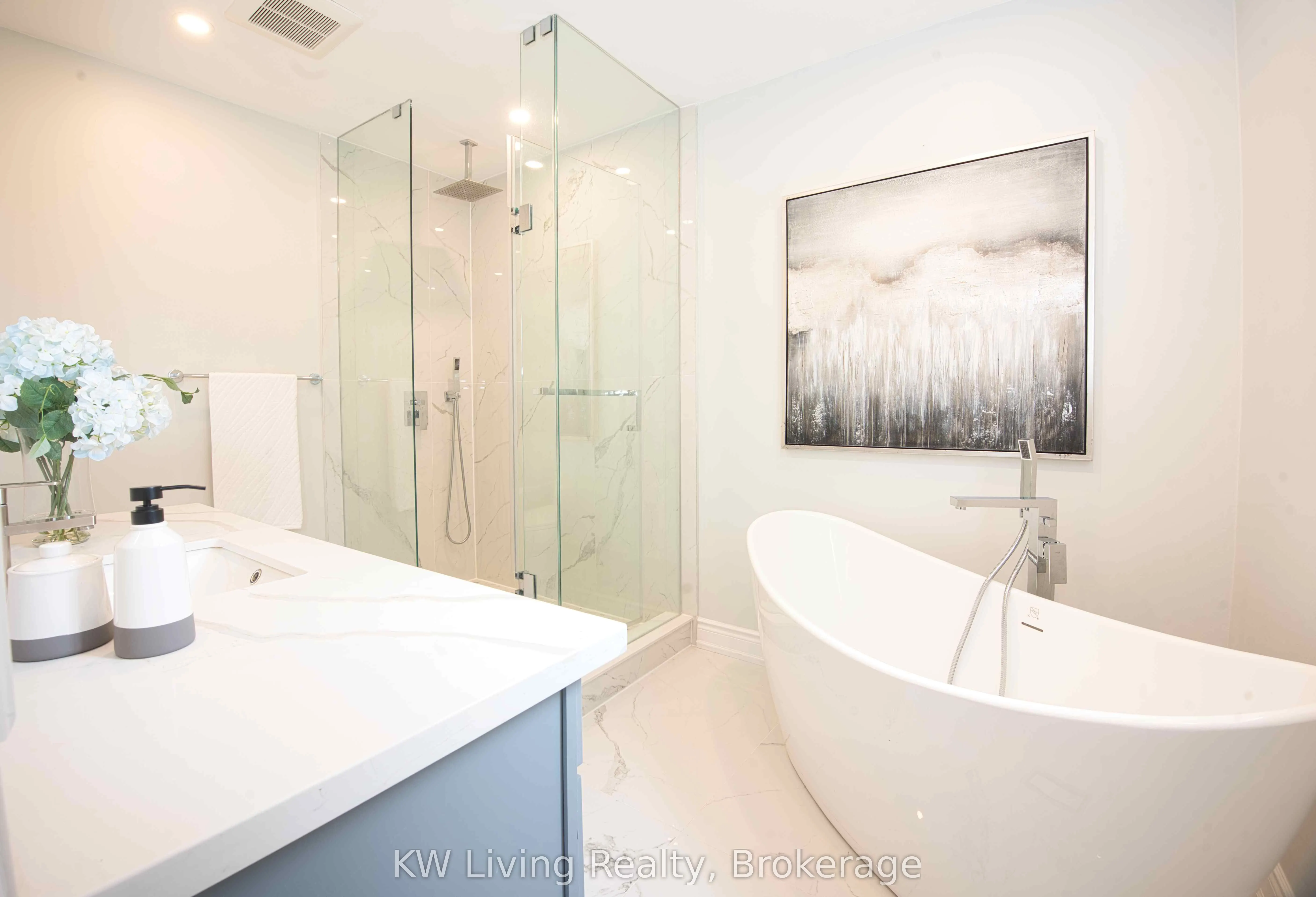 27 Sunbird Boulevard