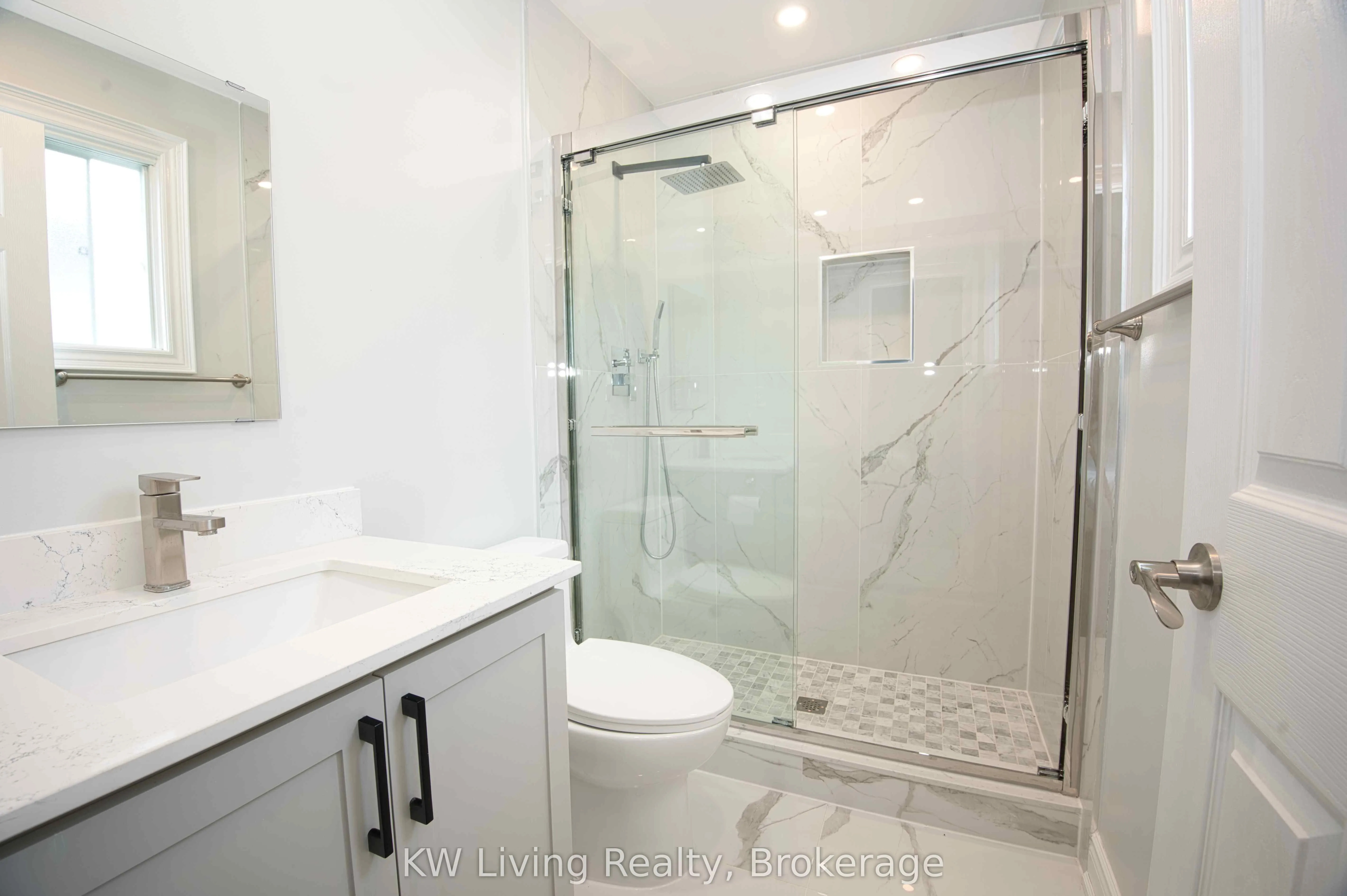 27 Sunbird Boulevard
