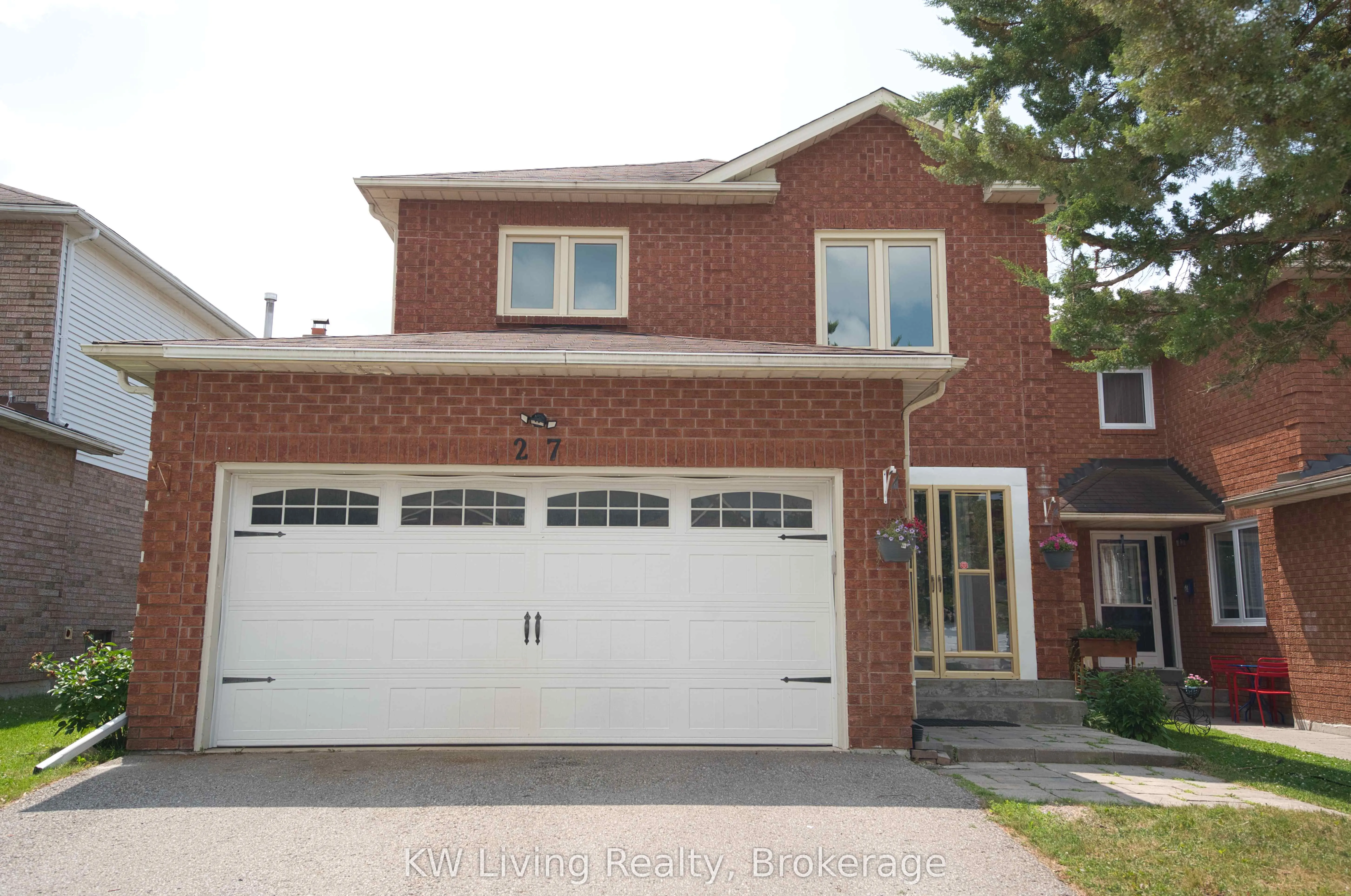 27 Sunbird Boulevard