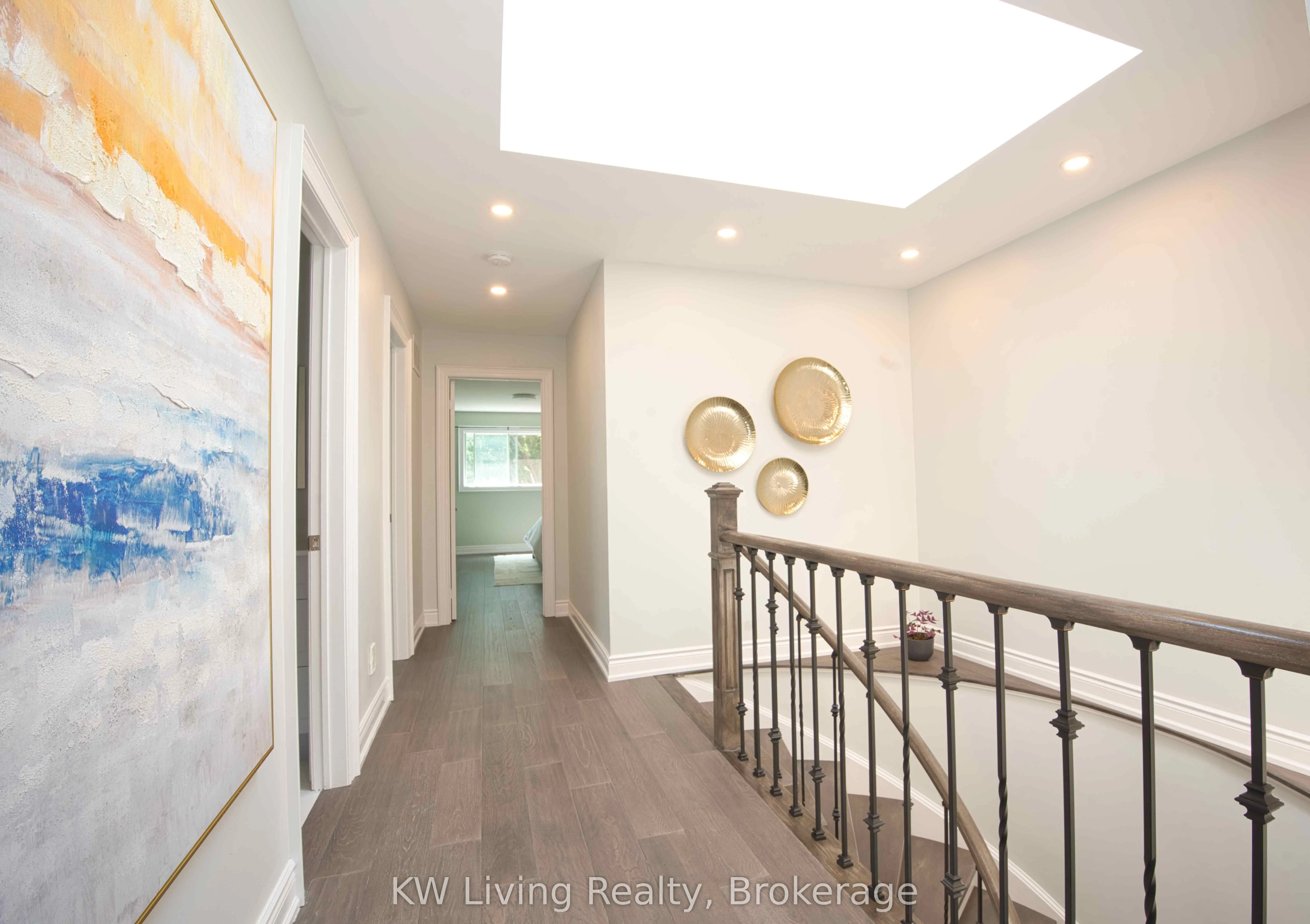 27 Sunbird Boulevard