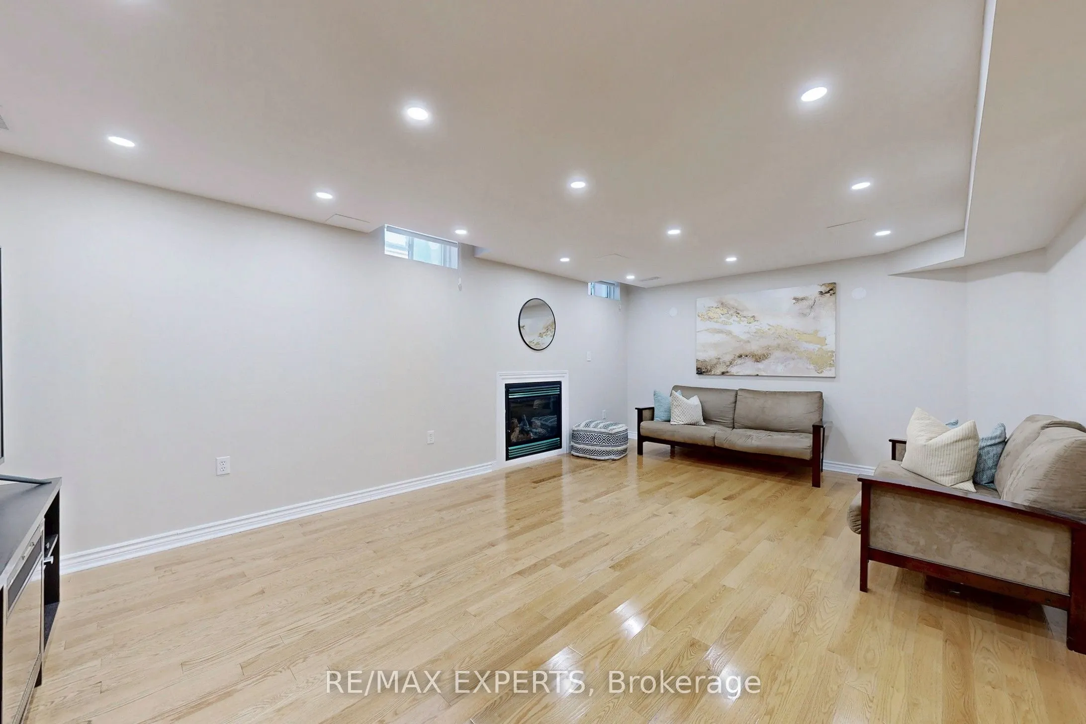 187 Hopecrest Road