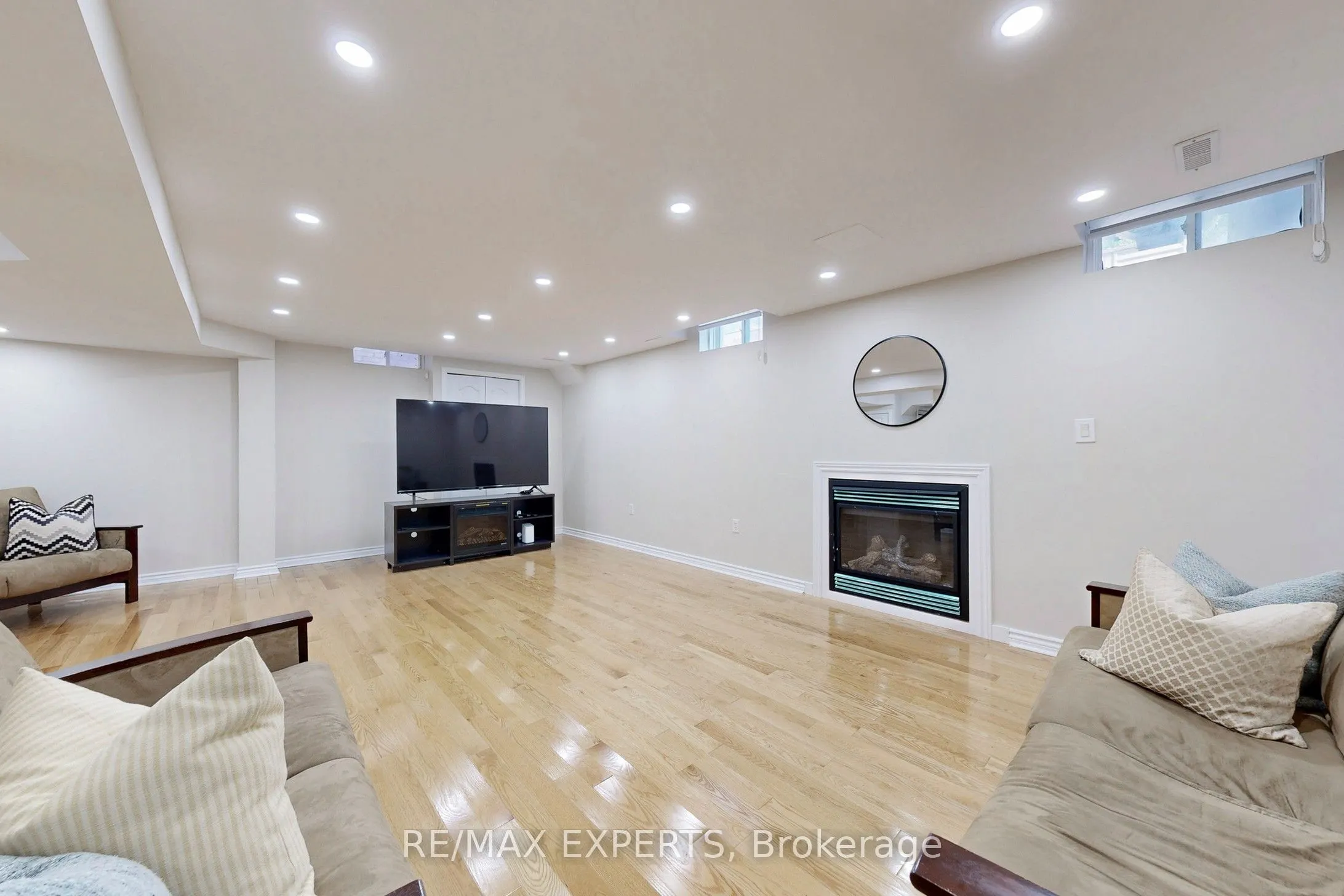 187 Hopecrest Road
