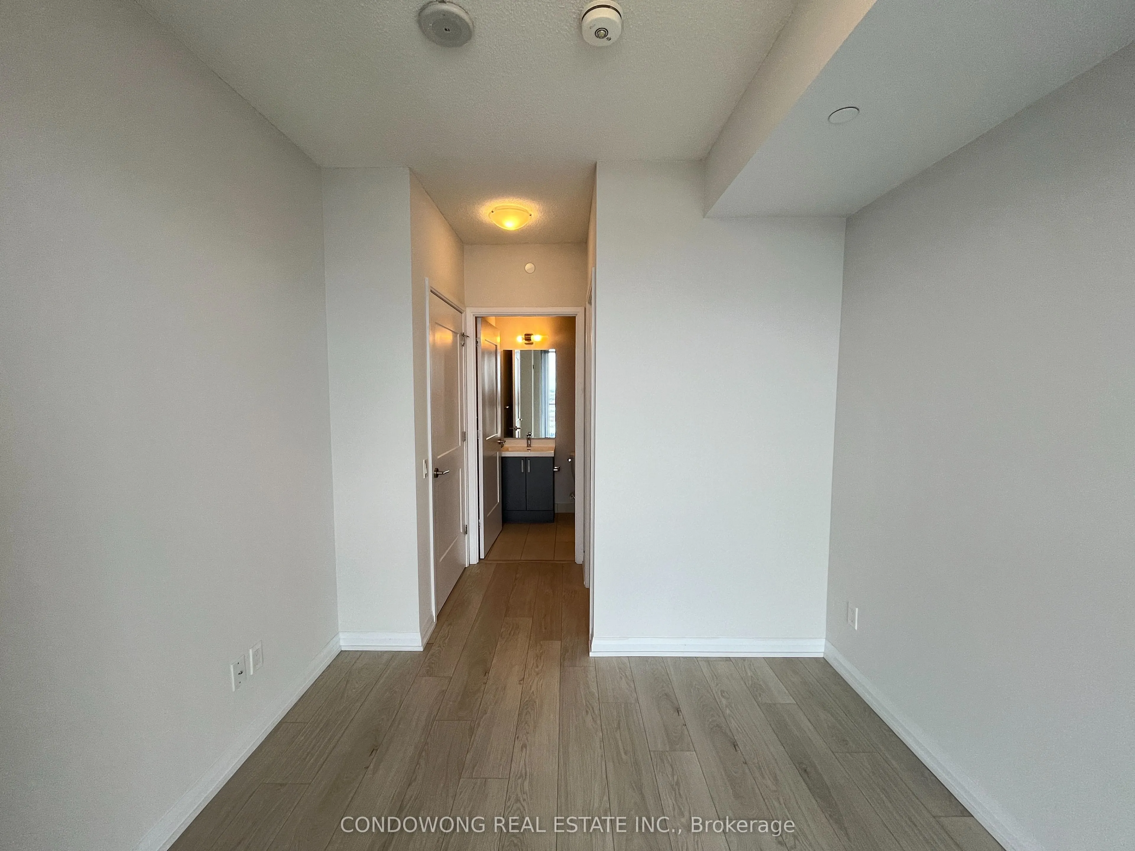 7895 Jane Street, #2817