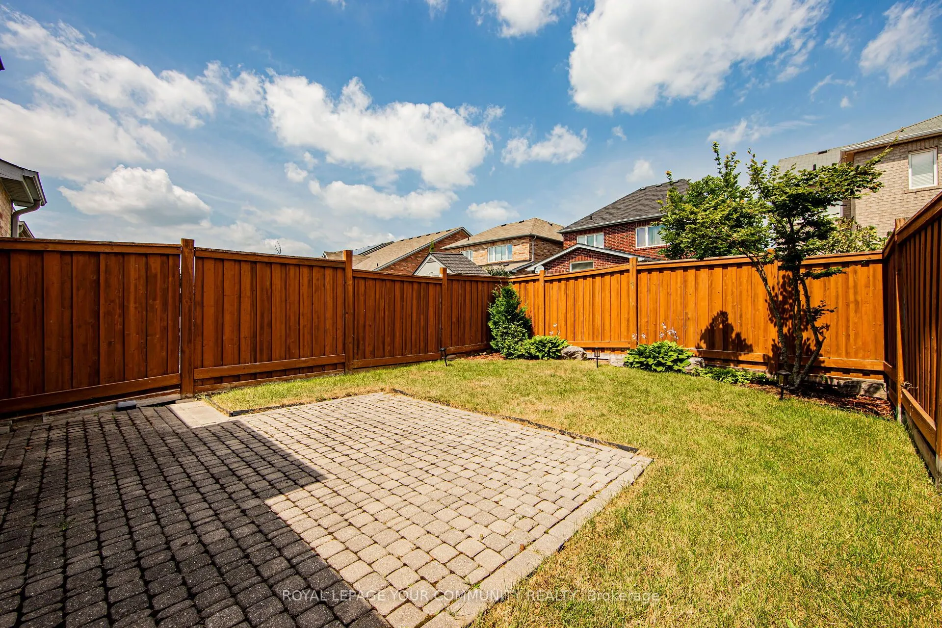 34 Meadowhawk Trail