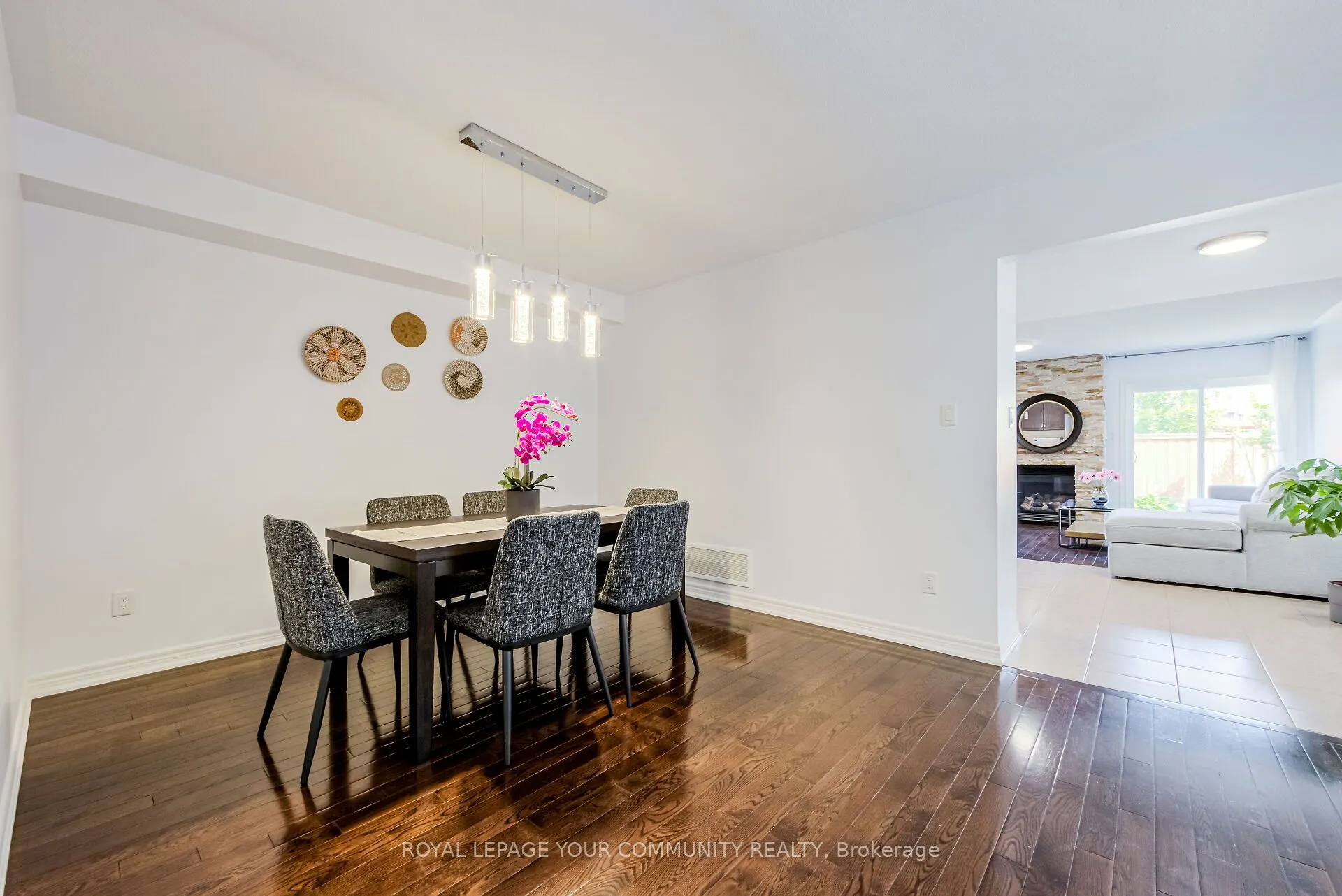 34 Meadowhawk Trail