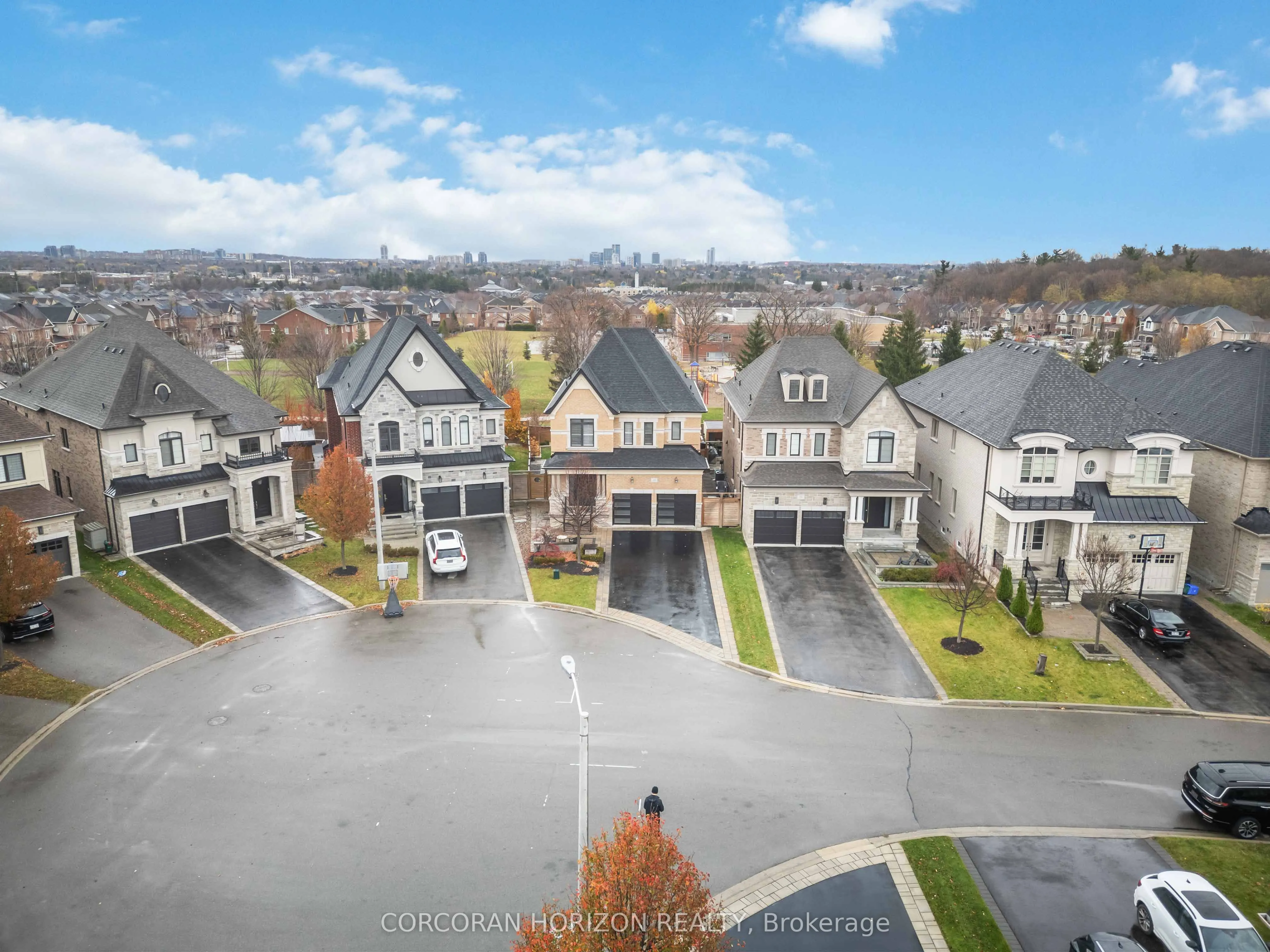33 Kylemount Court