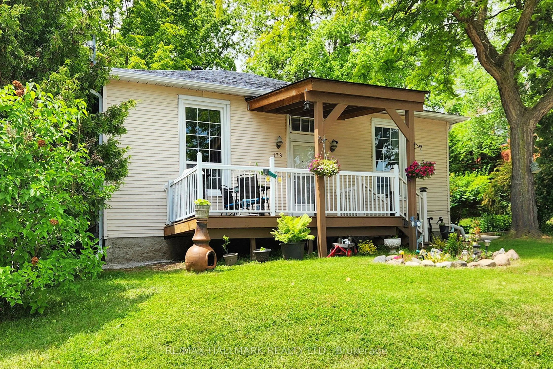 178 Barrie Street