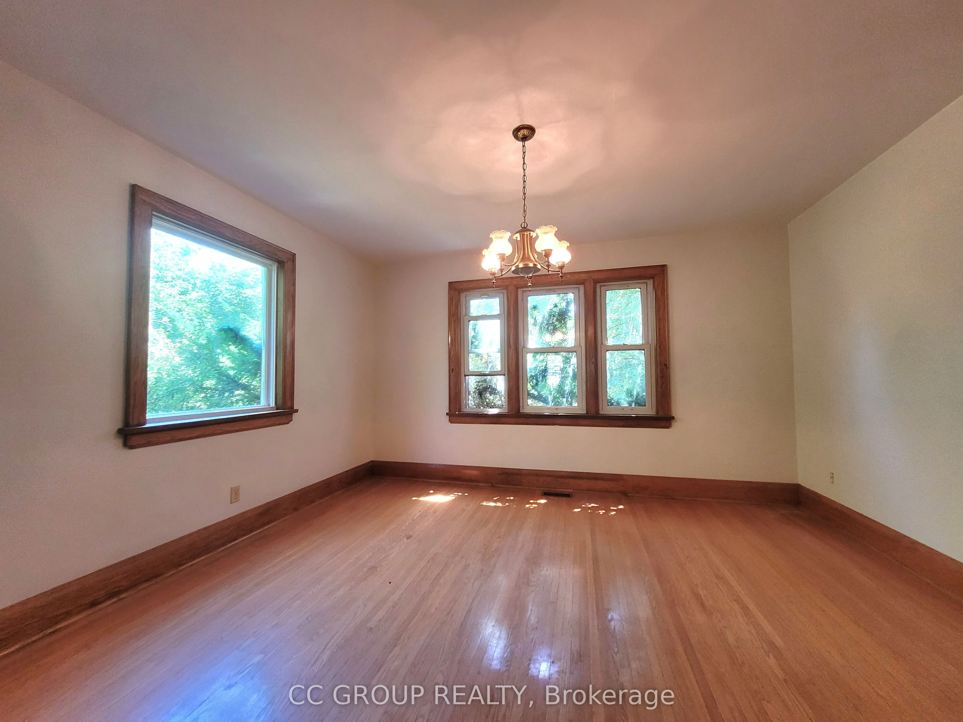 17 Eckardt Avenue