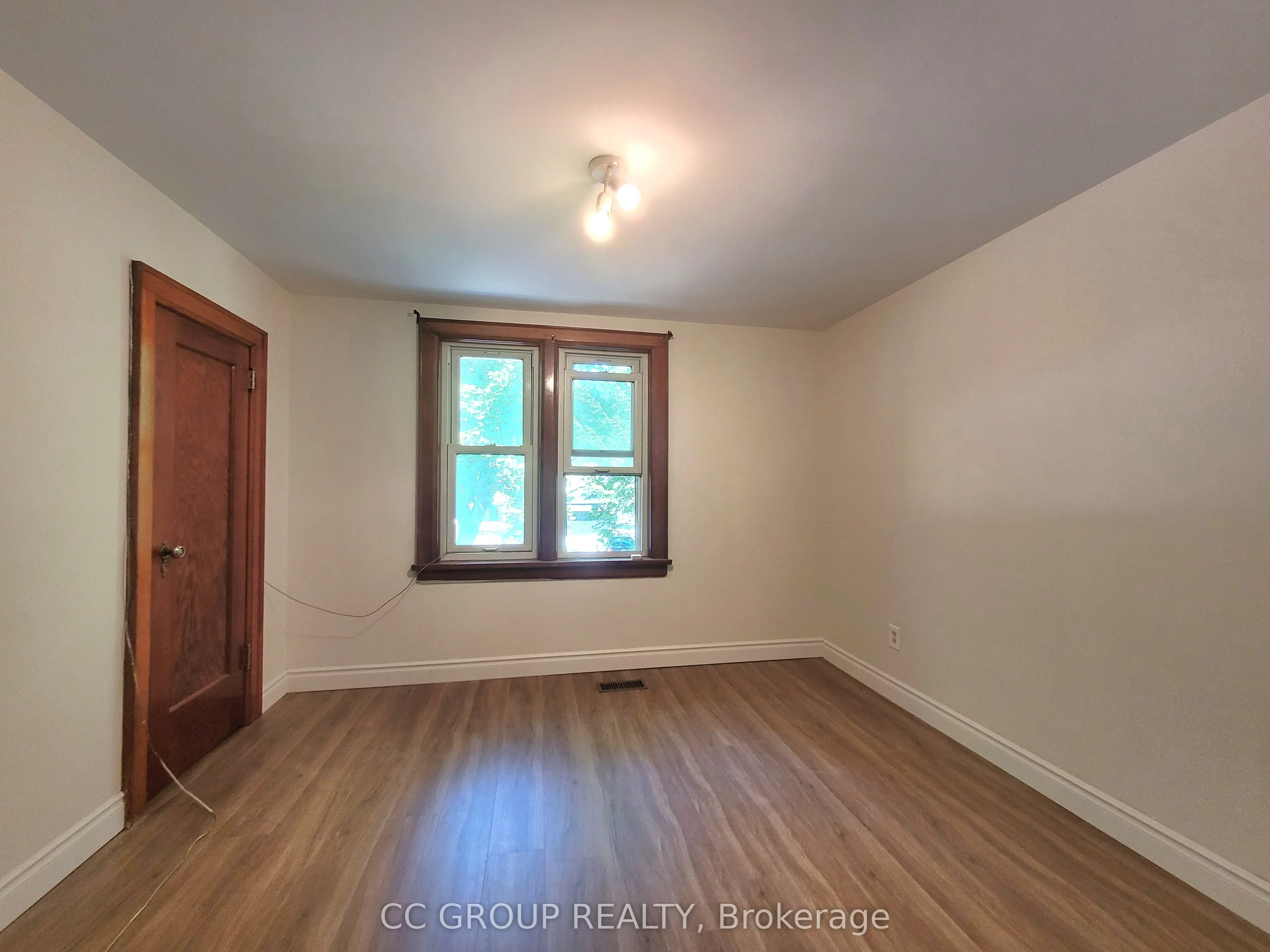 17 Eckardt Avenue