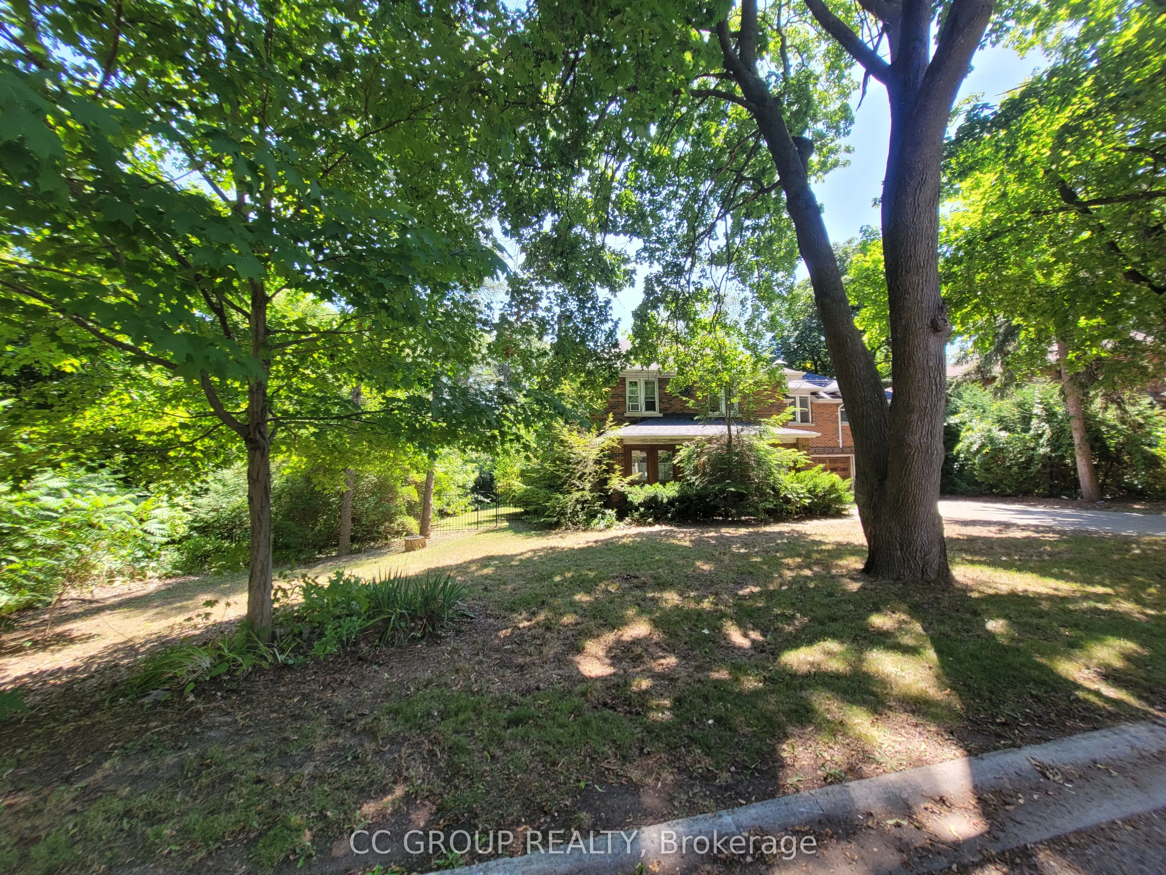 17 Eckardt Avenue