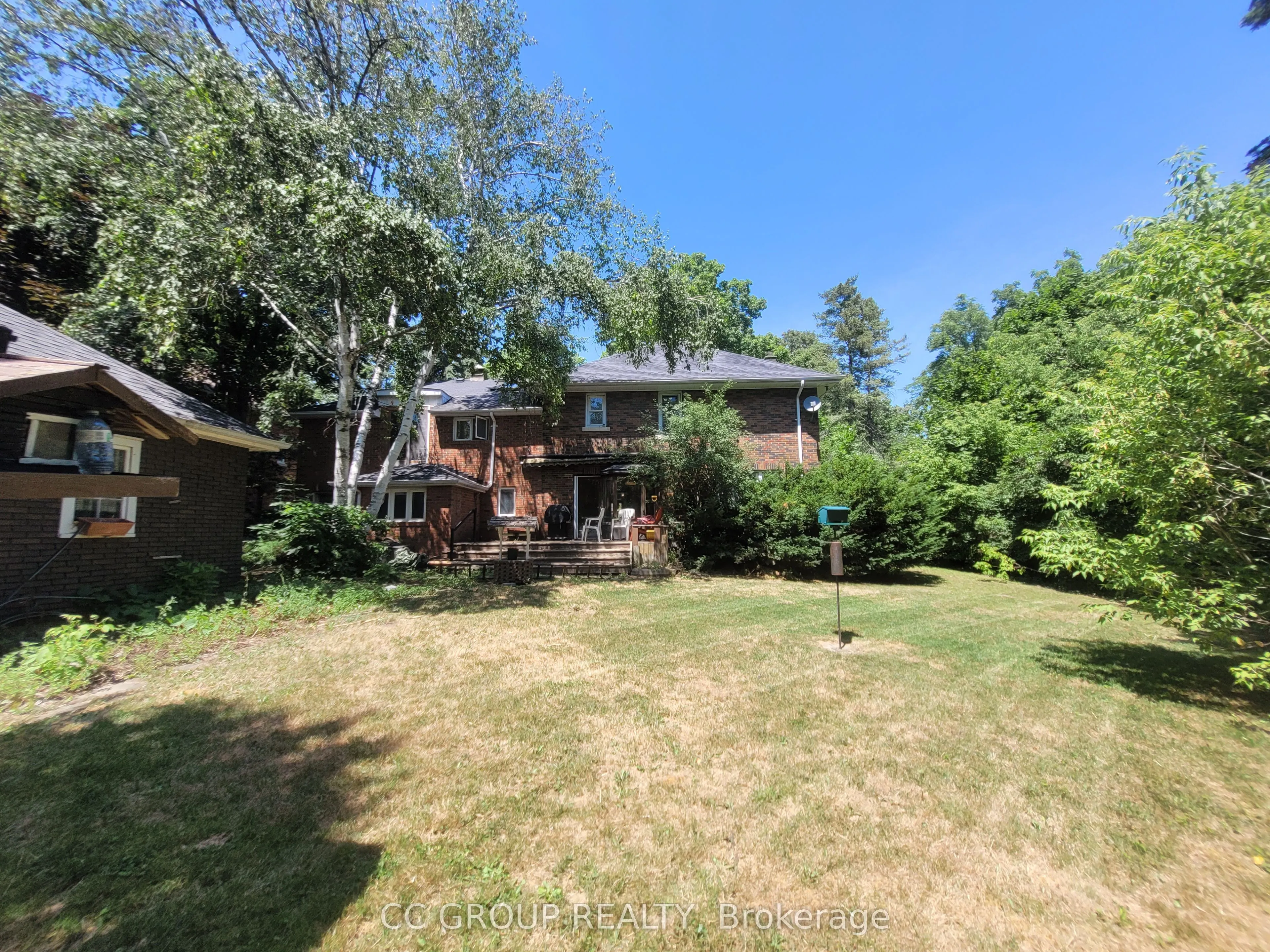 17 Eckardt Avenue