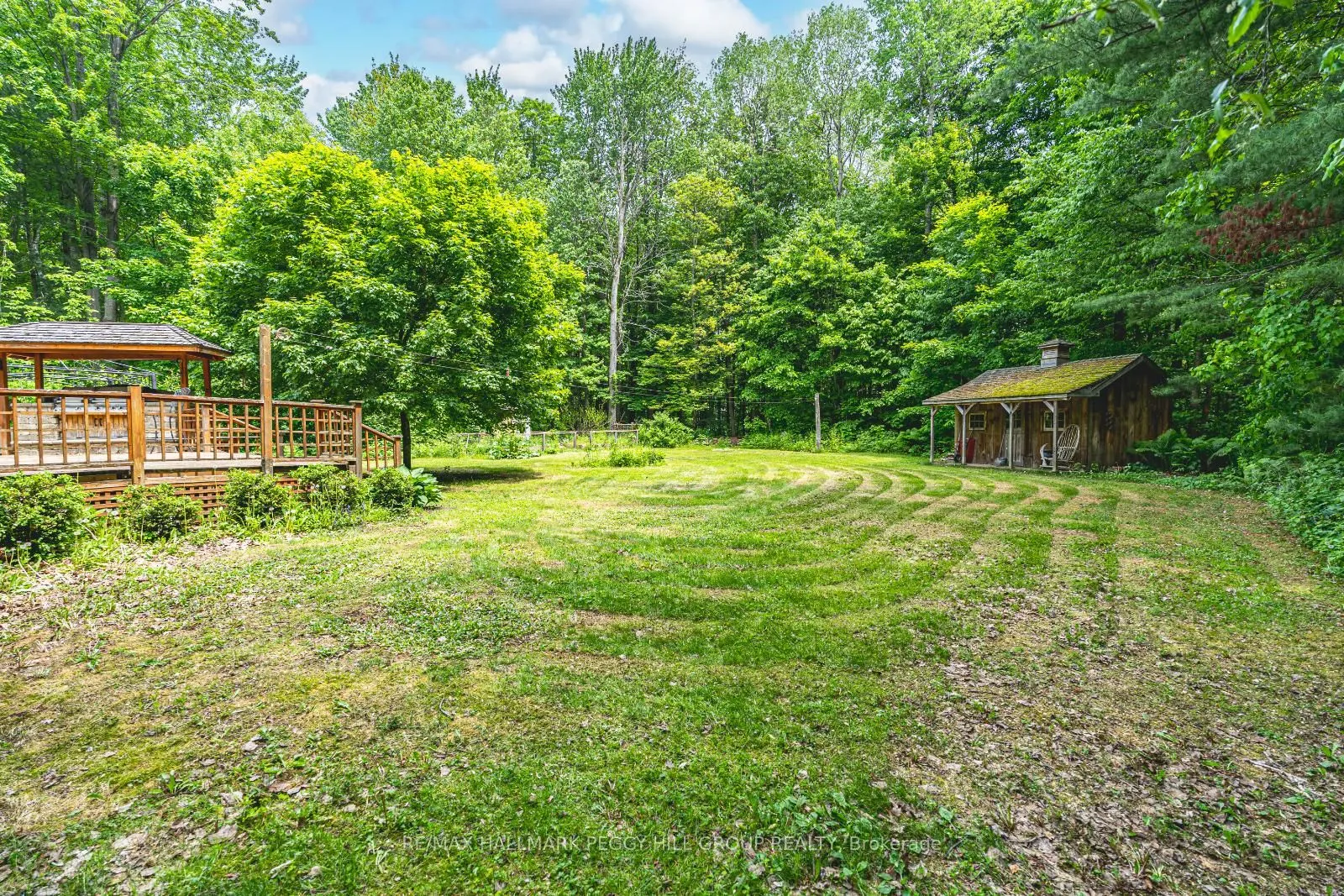 6 Woodland Heights Drive