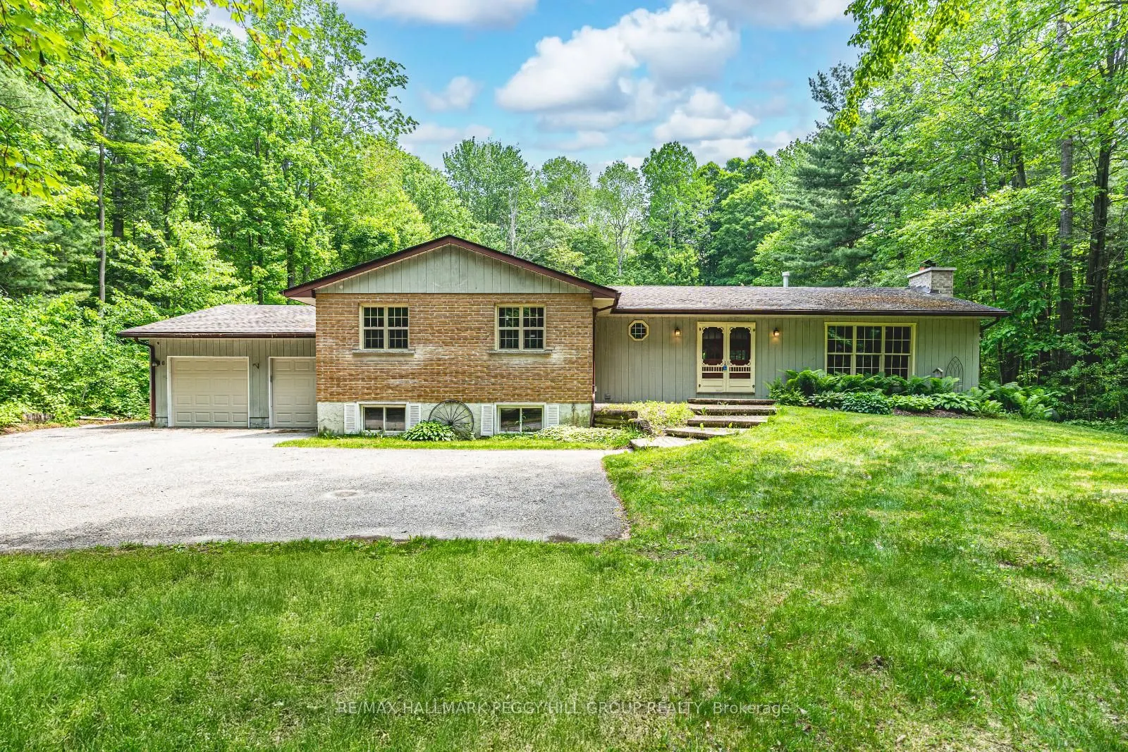 6 Woodland Heights Drive