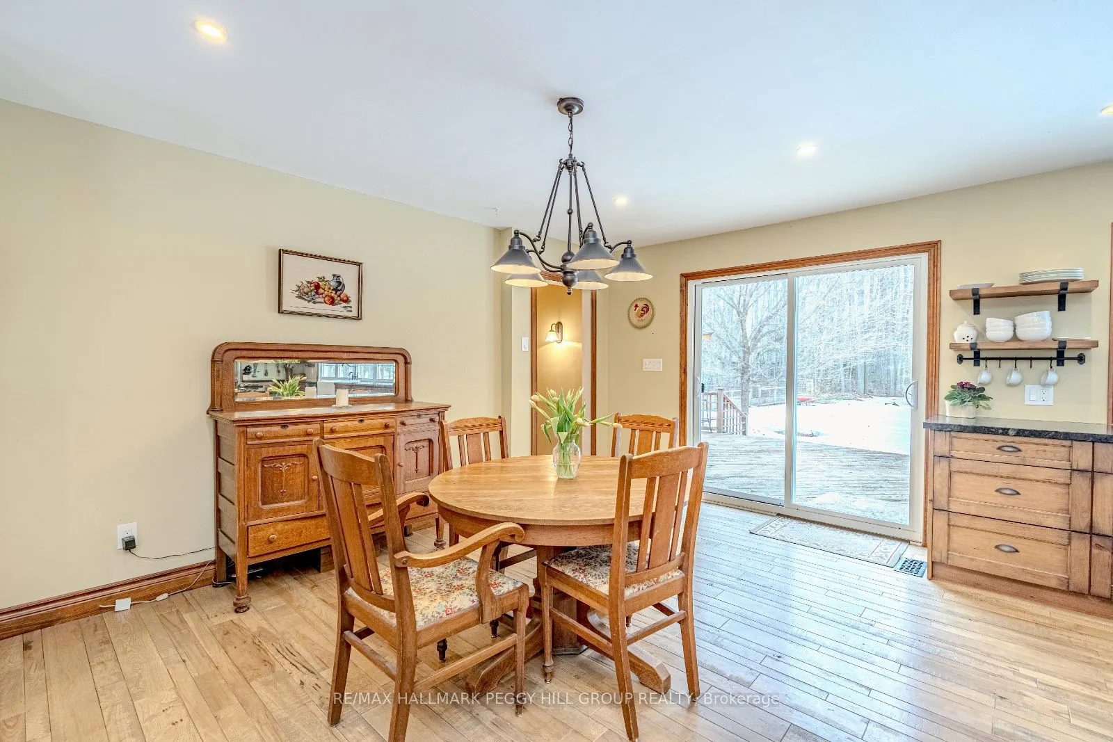 6 Woodland Heights Drive