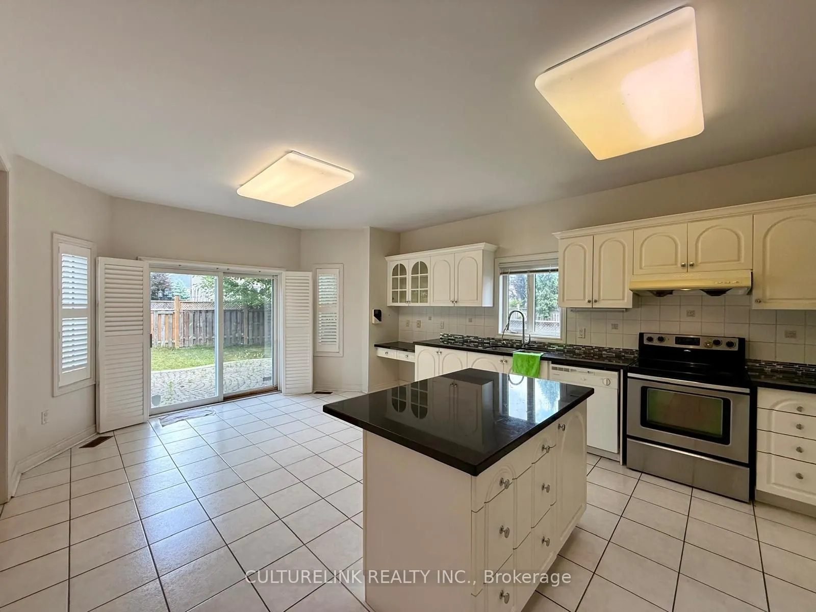 13 Pembrooke Road