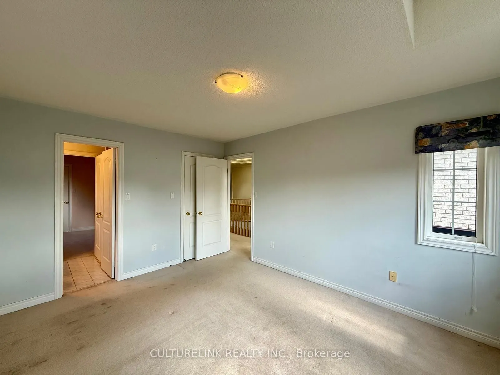 13 Pembrooke Road