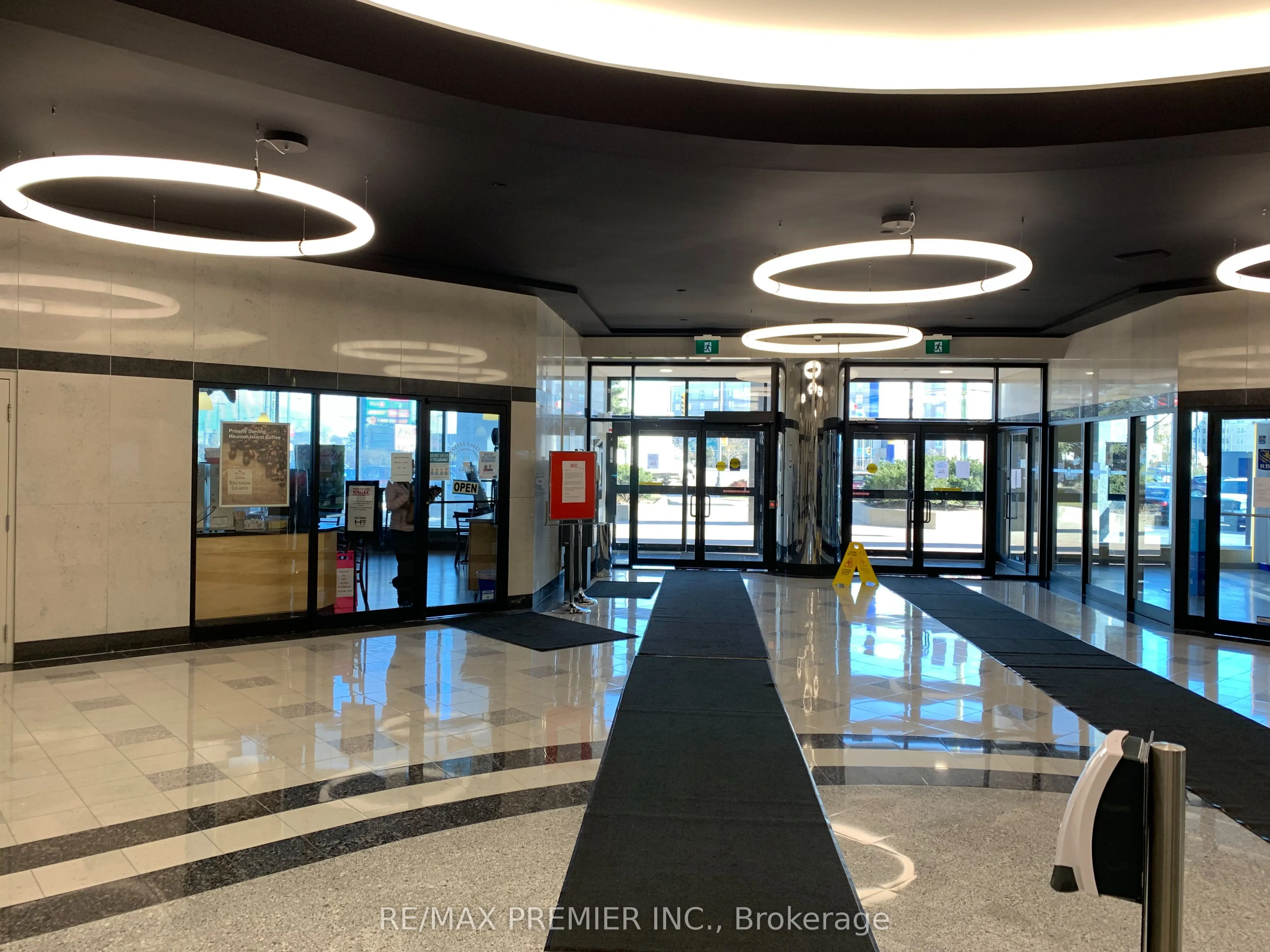 3300 Highway 7 Drive W, #600-35