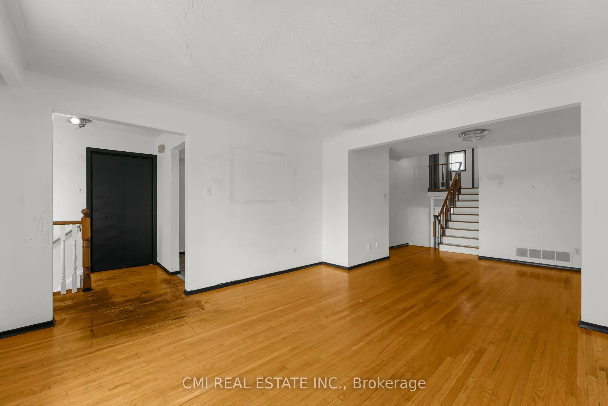 119 Albany Drive