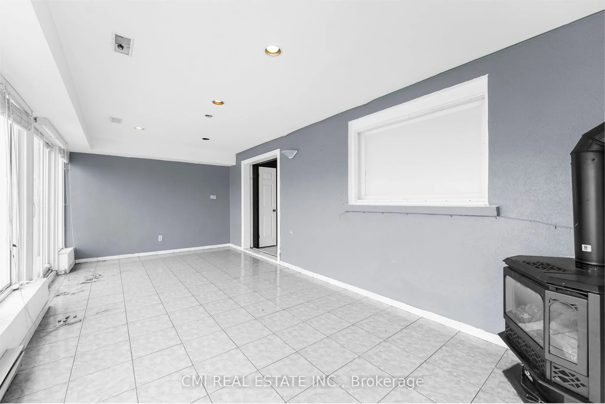 119 Albany Drive