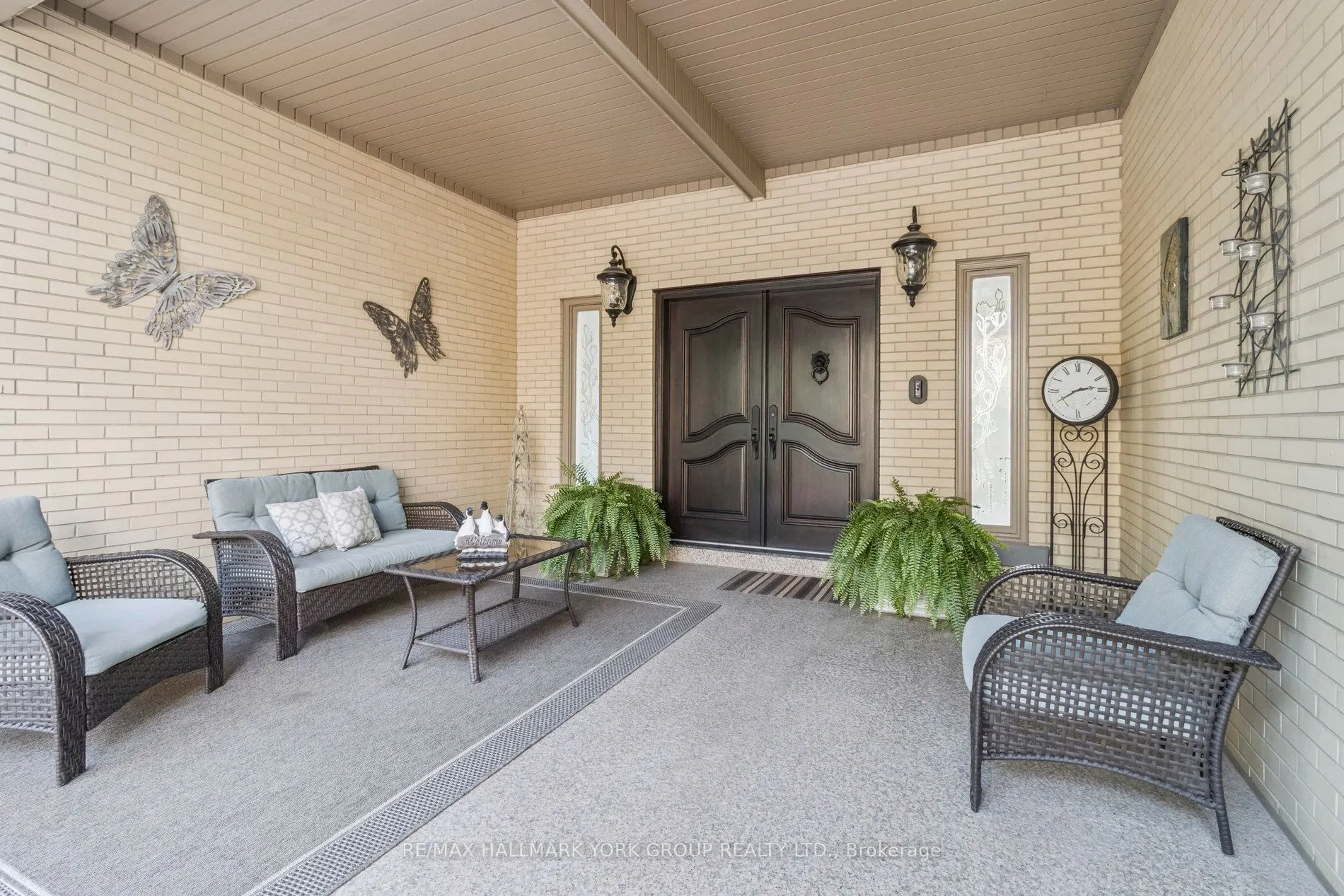 27 Scott Crescent