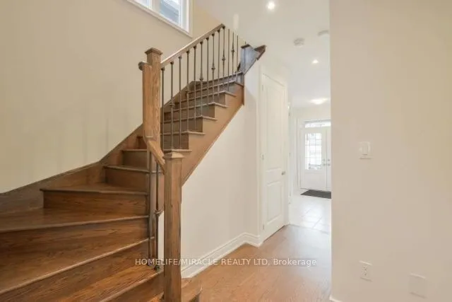 14 Zenith Avenue