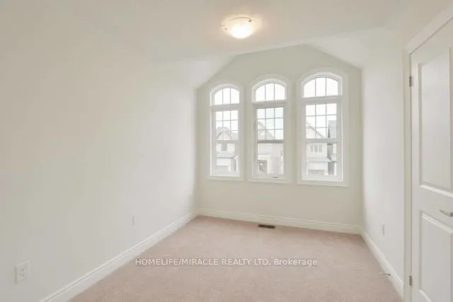 14 Zenith Avenue
