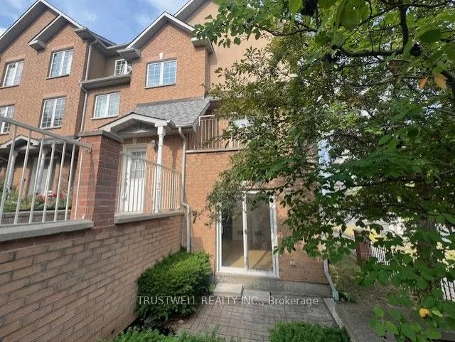 16 Cox Boulevard, #1