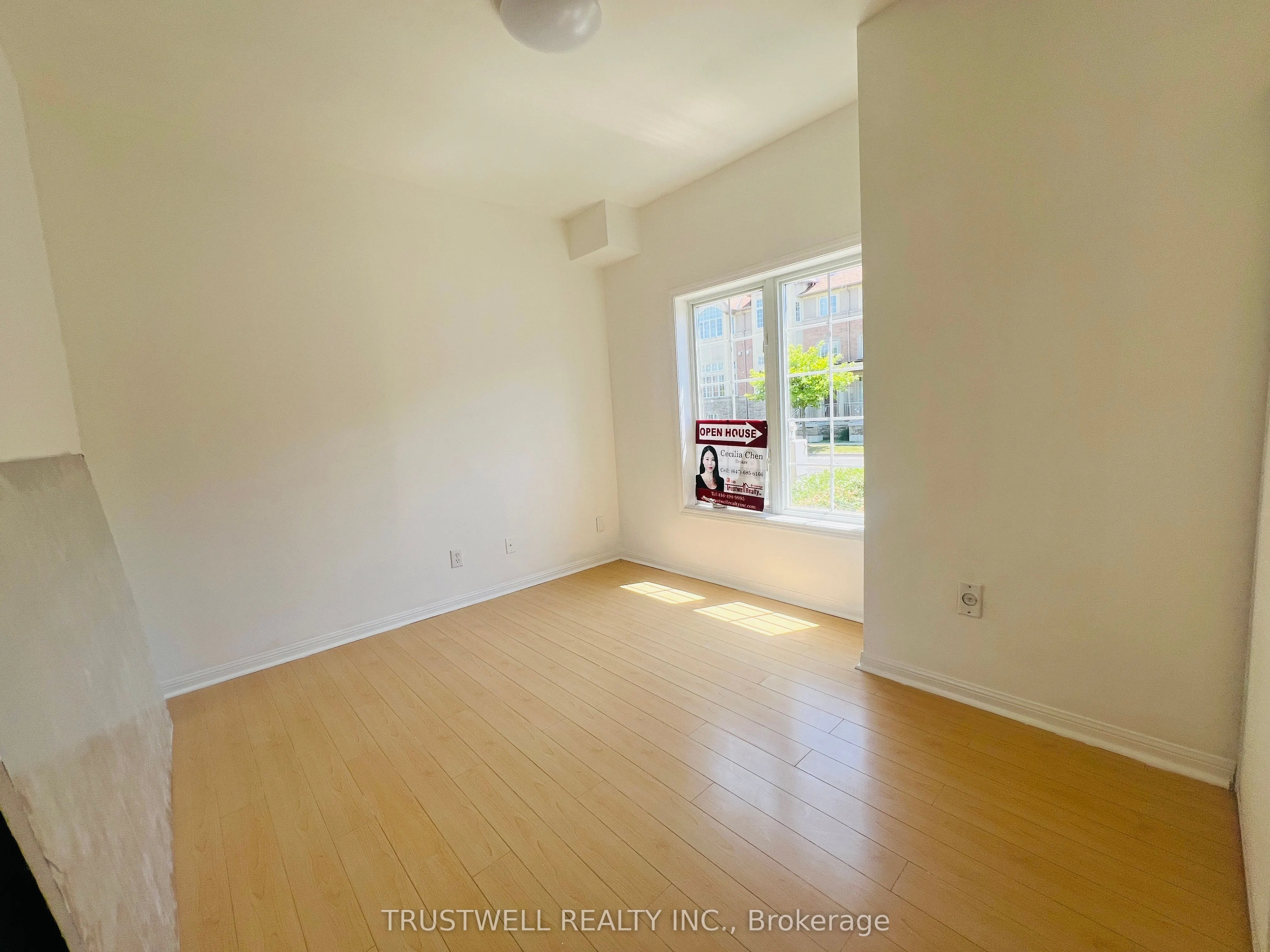 16 Cox Boulevard, #1
